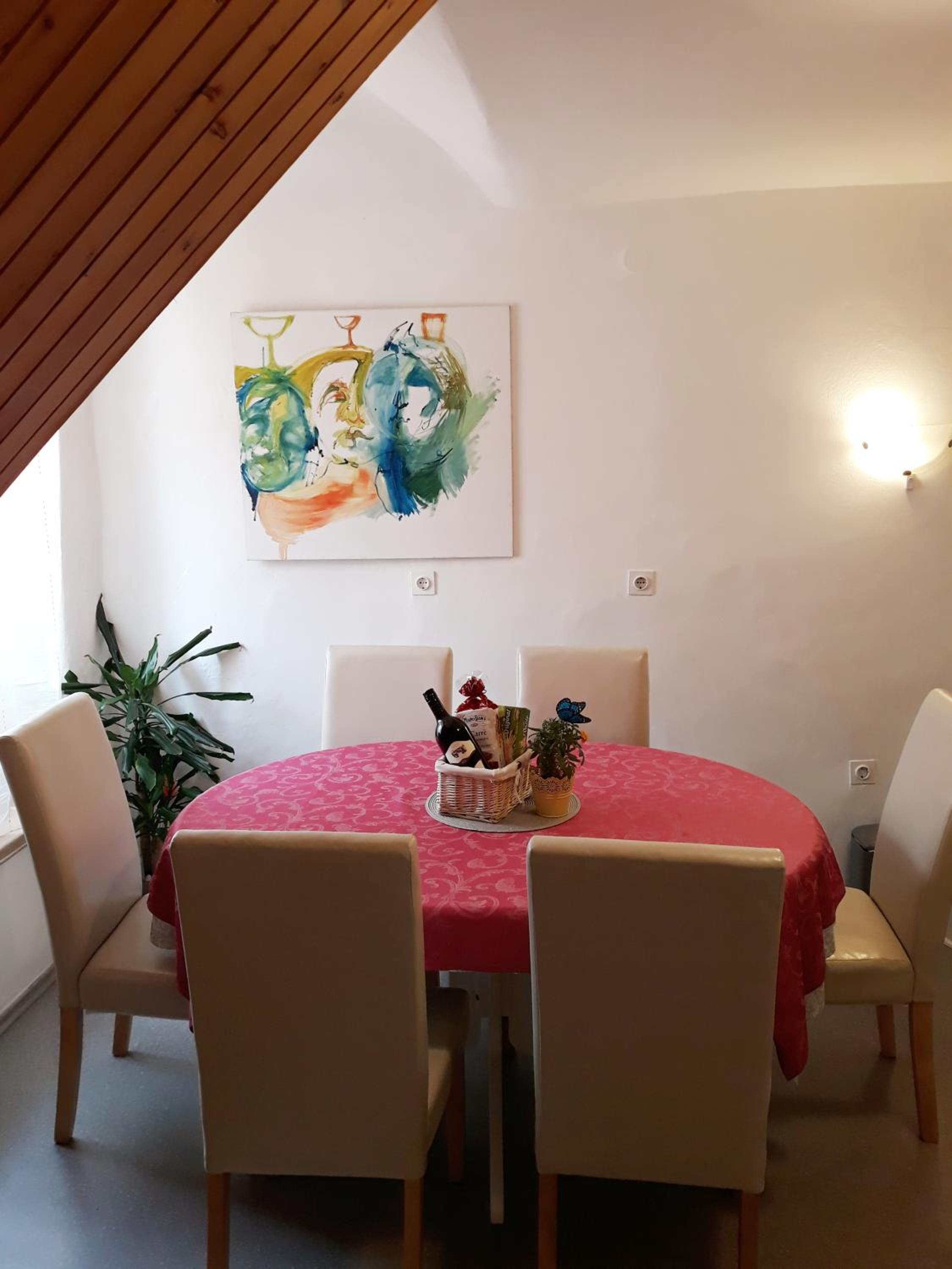 Atelier Tina Art Home