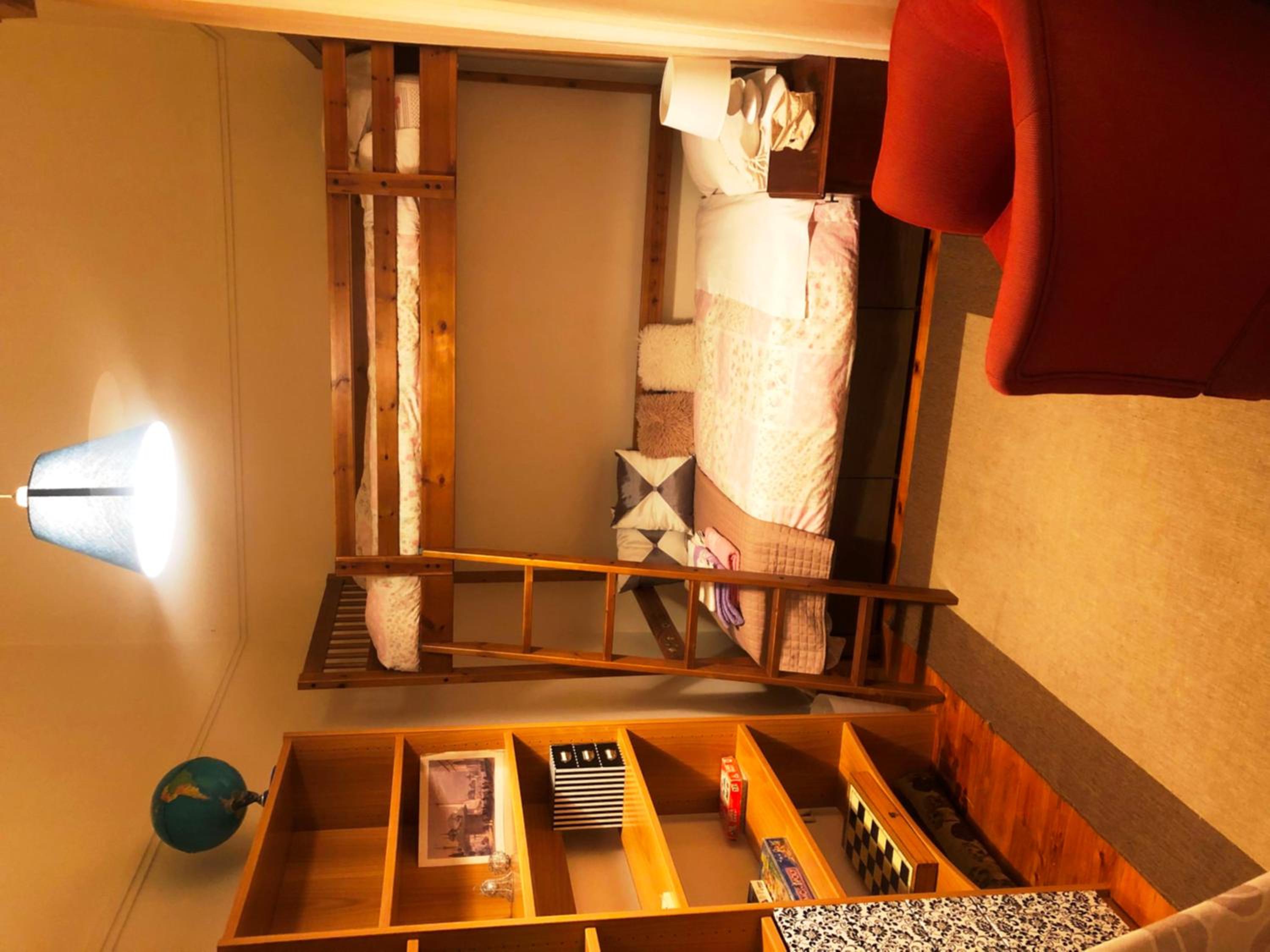 Stately central apartment