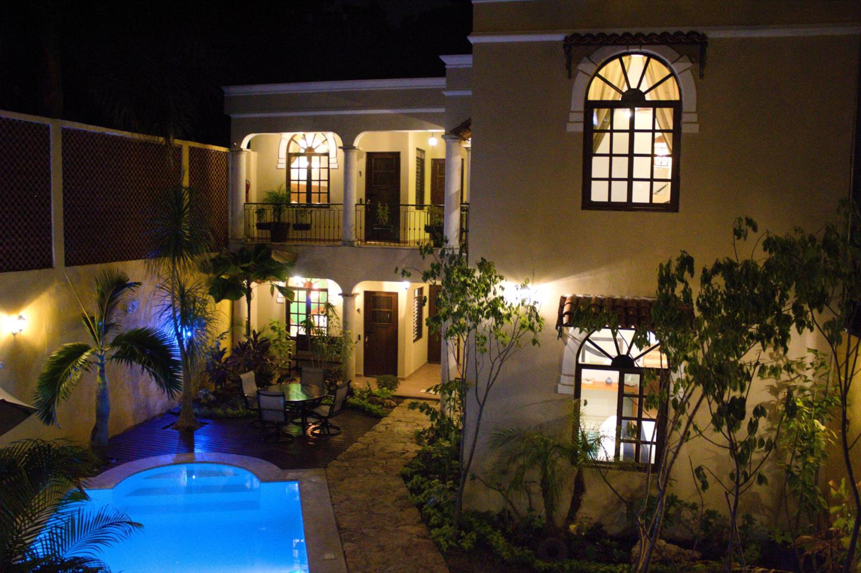 Hotel Marionetas - Image 1