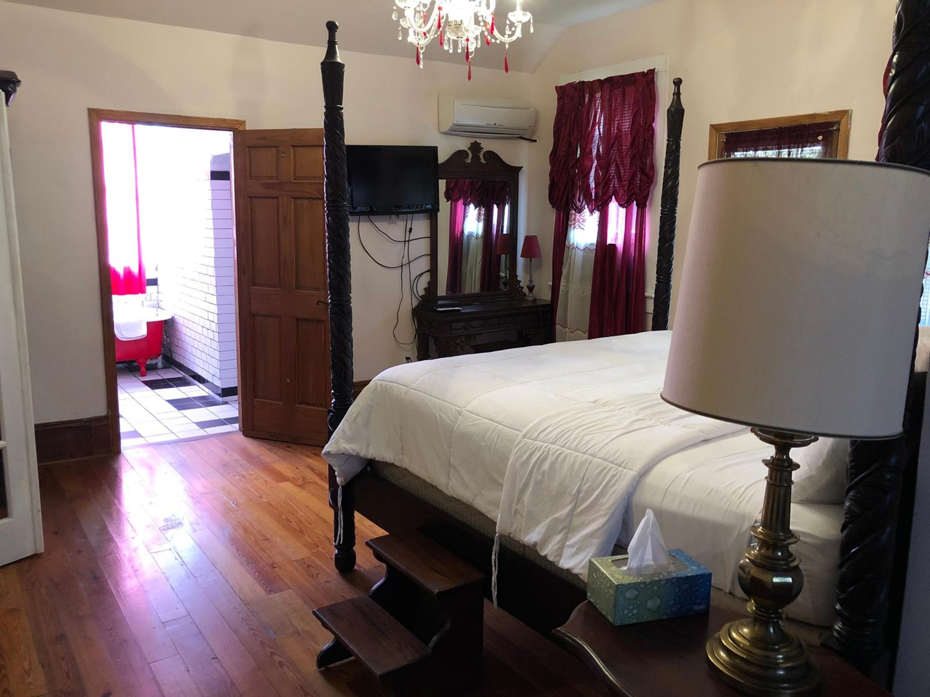 New Orleans Vacations - Oakview Bed and Breakfast - Property Image 28