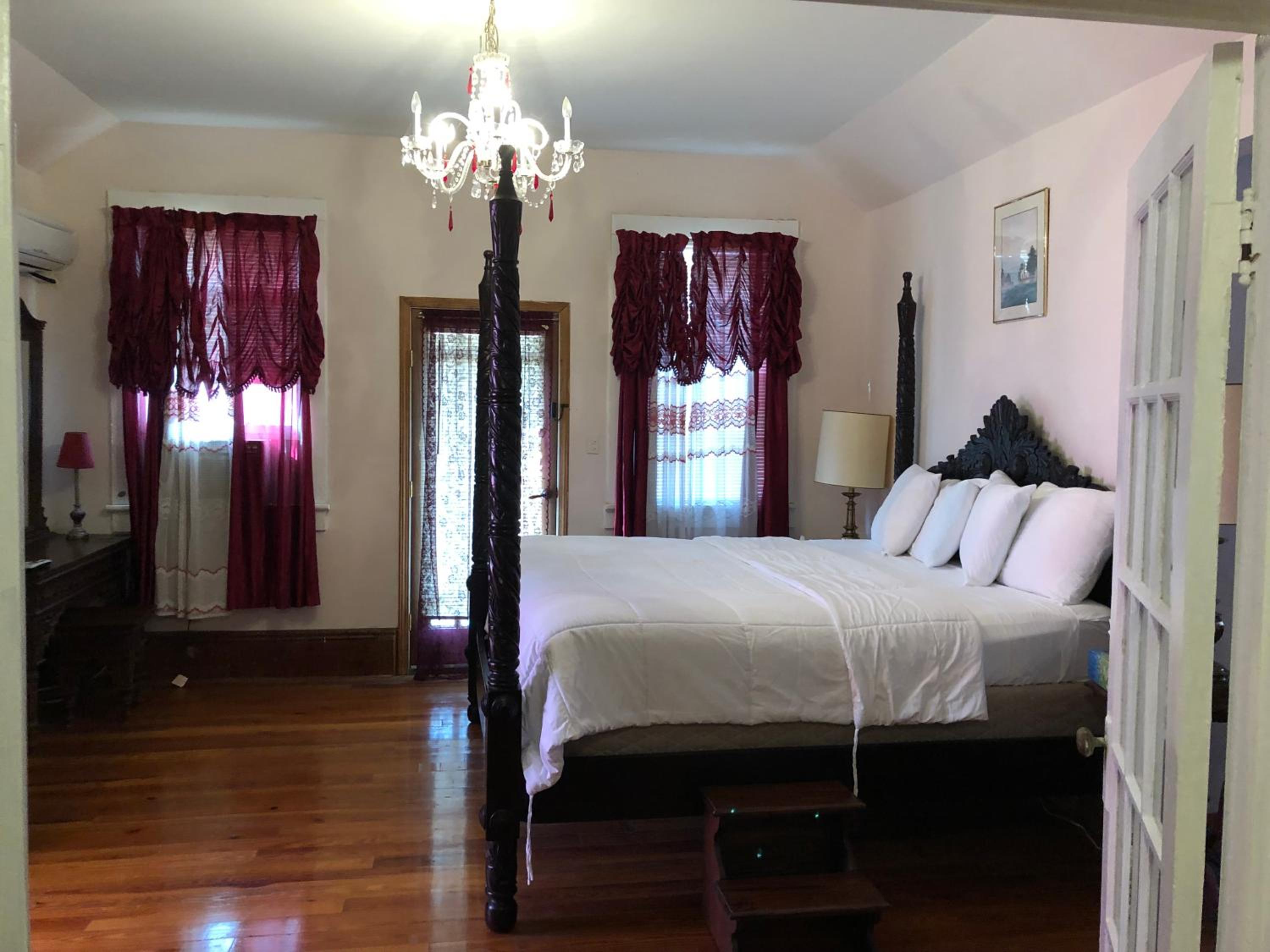 New Orleans Vacations - Oakview Bed and Breakfast - Property Image 91
