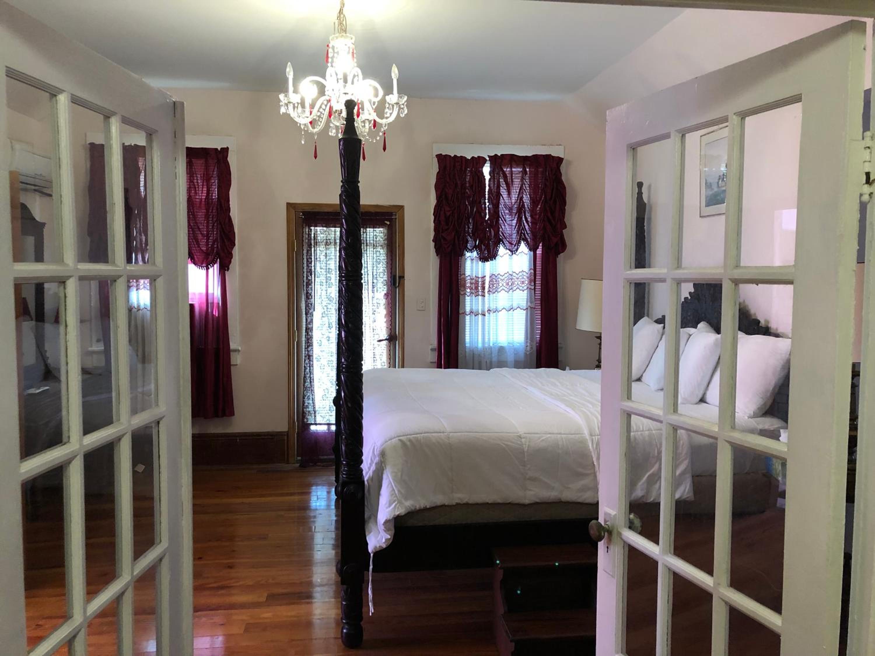 New Orleans Vacations - Oakview Bed and Breakfast - Property Image 93