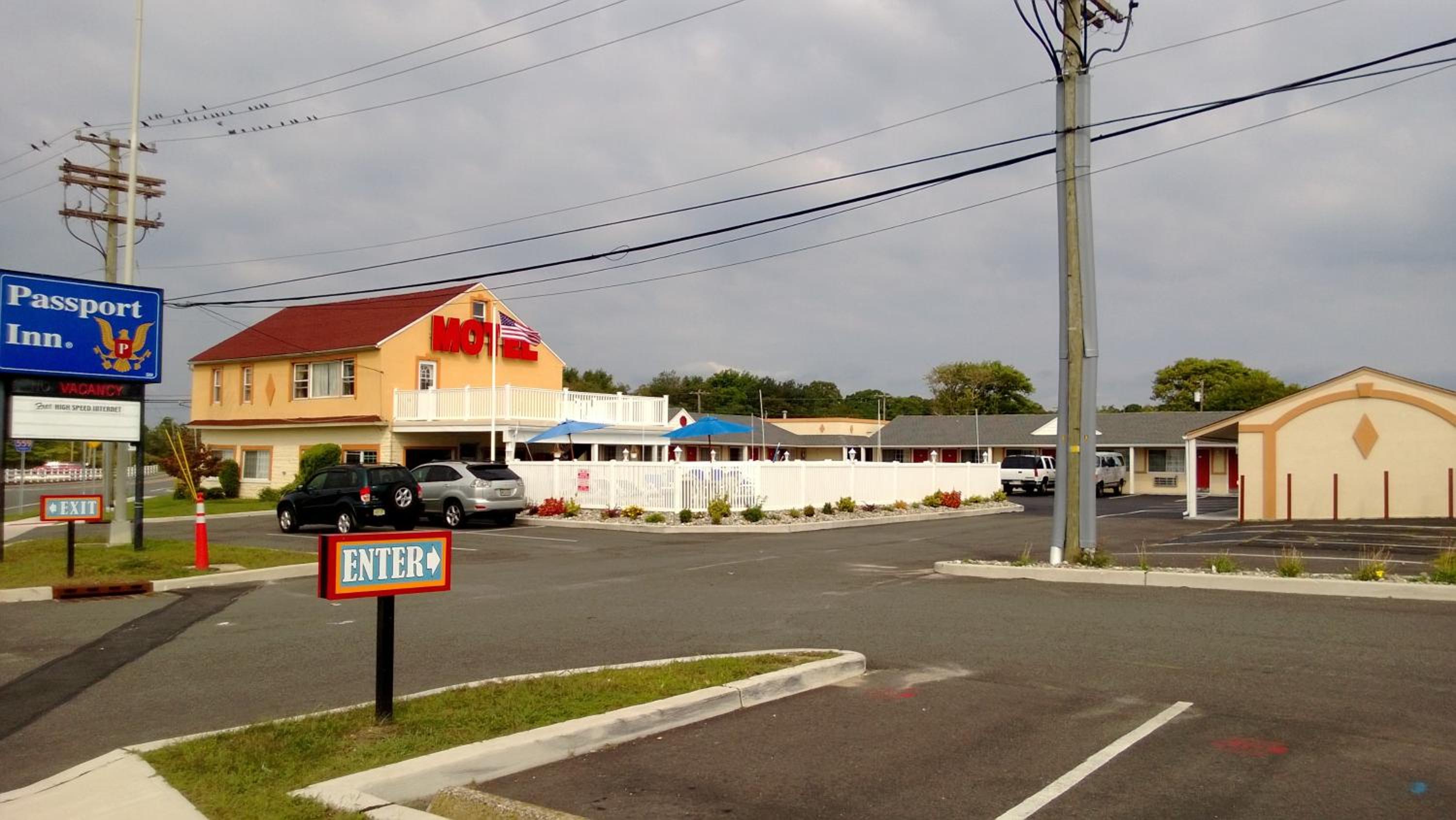 Wildwood Vacations - Passport Inn Somers Point - Somers Point - Property Image 1