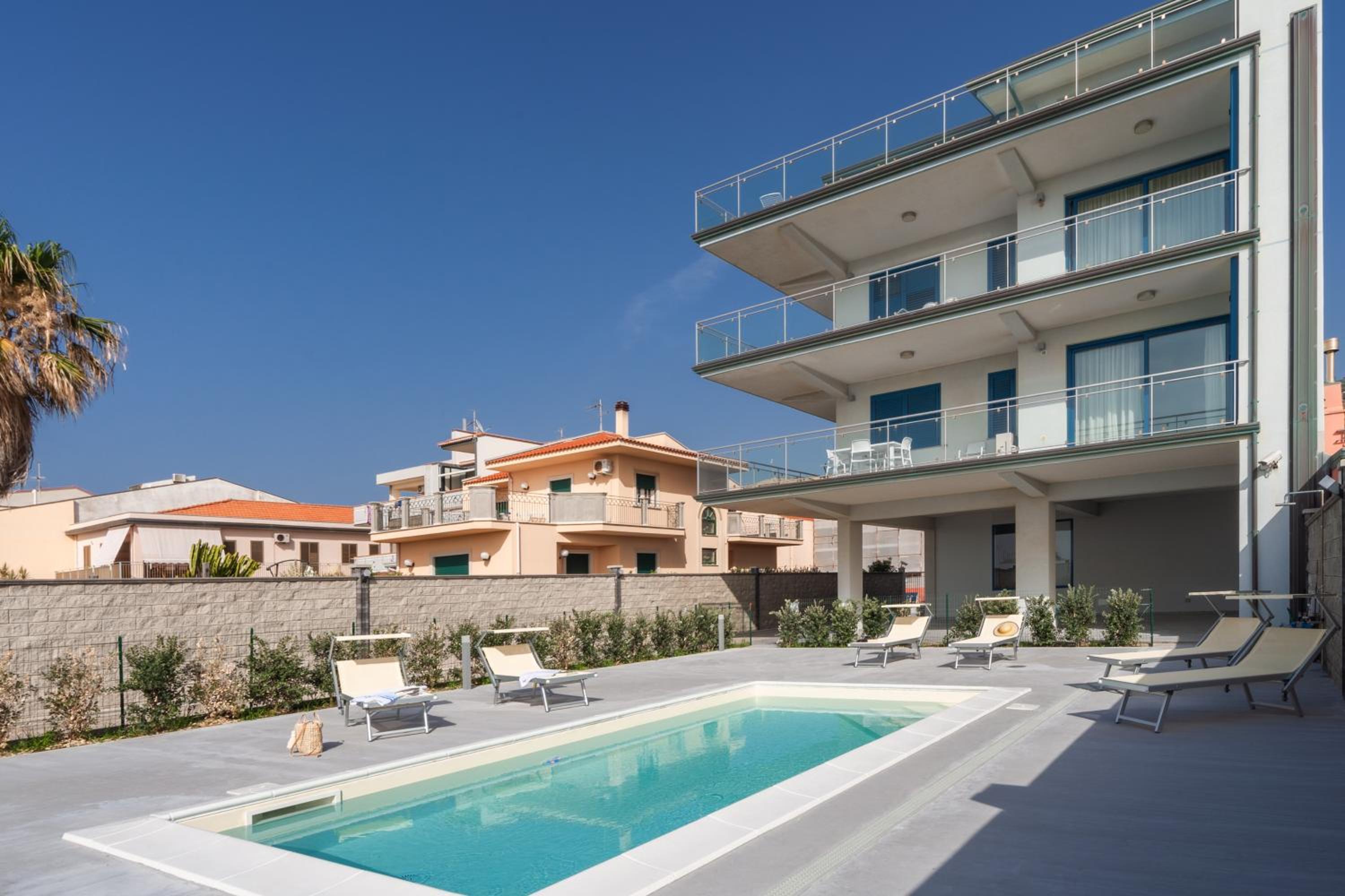 Terraces d'Orlando - Family Apartments with Sea View and Pool