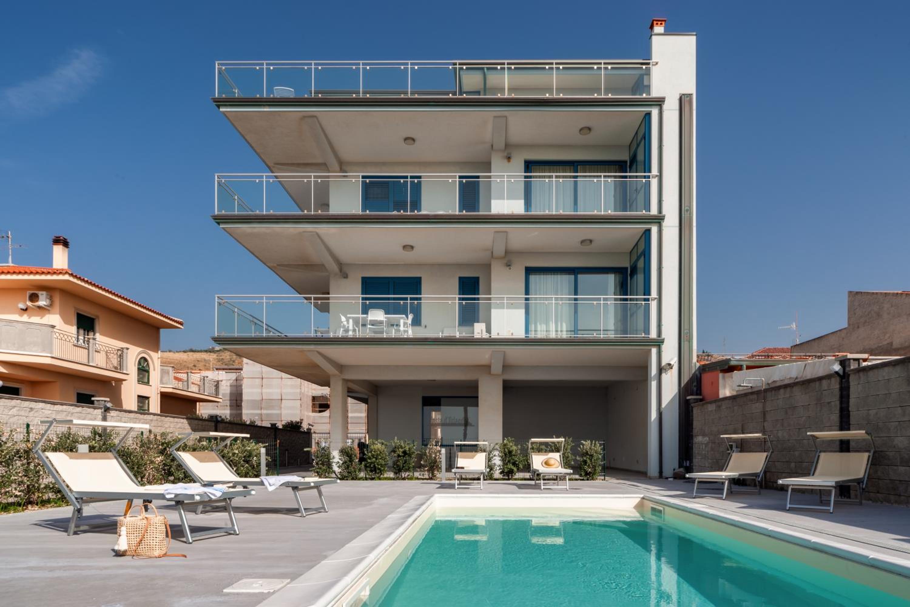 Terraces d'Orlando - Family Apartments with Sea View and Pool