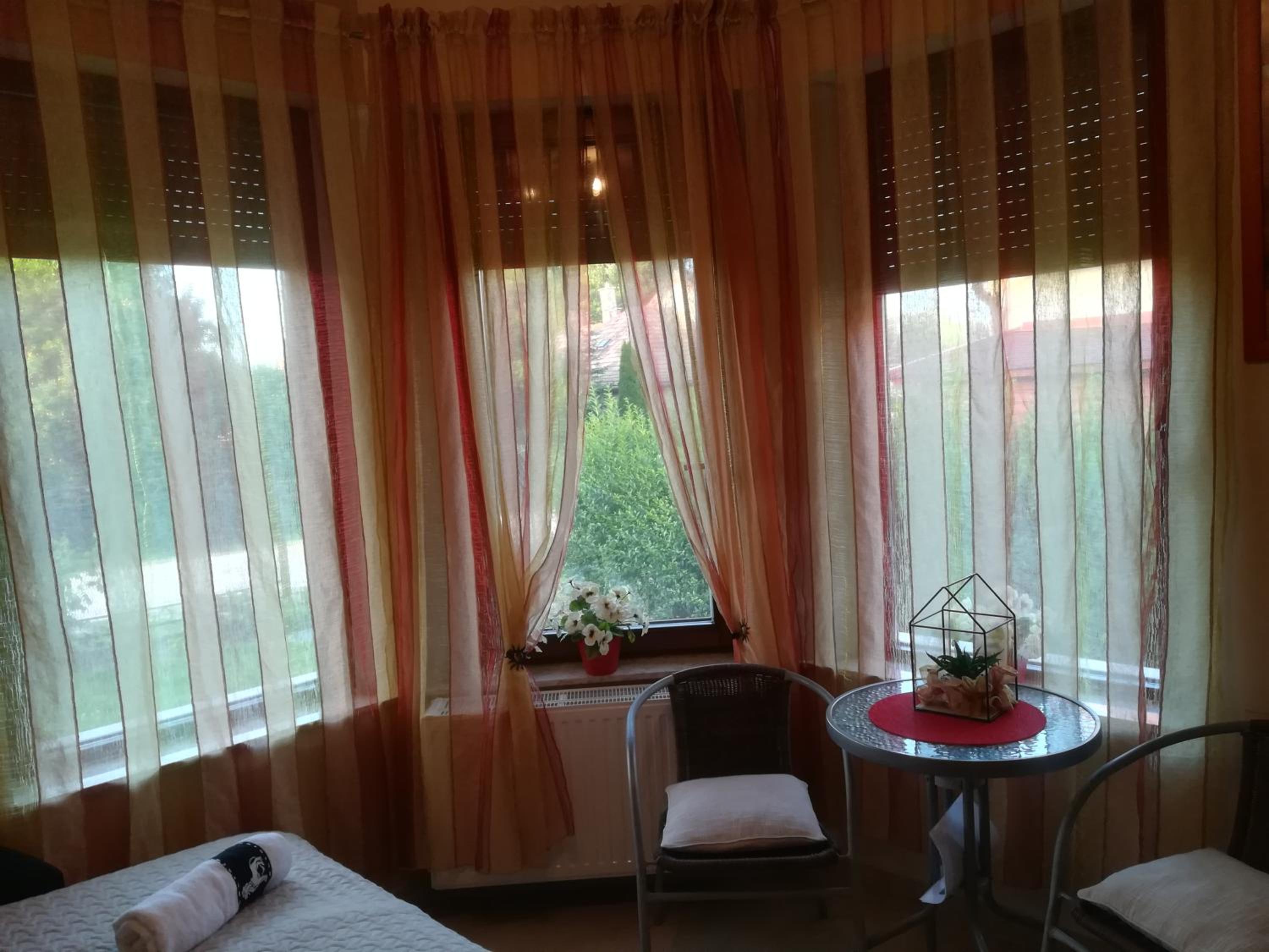 Betty Apartman view 4