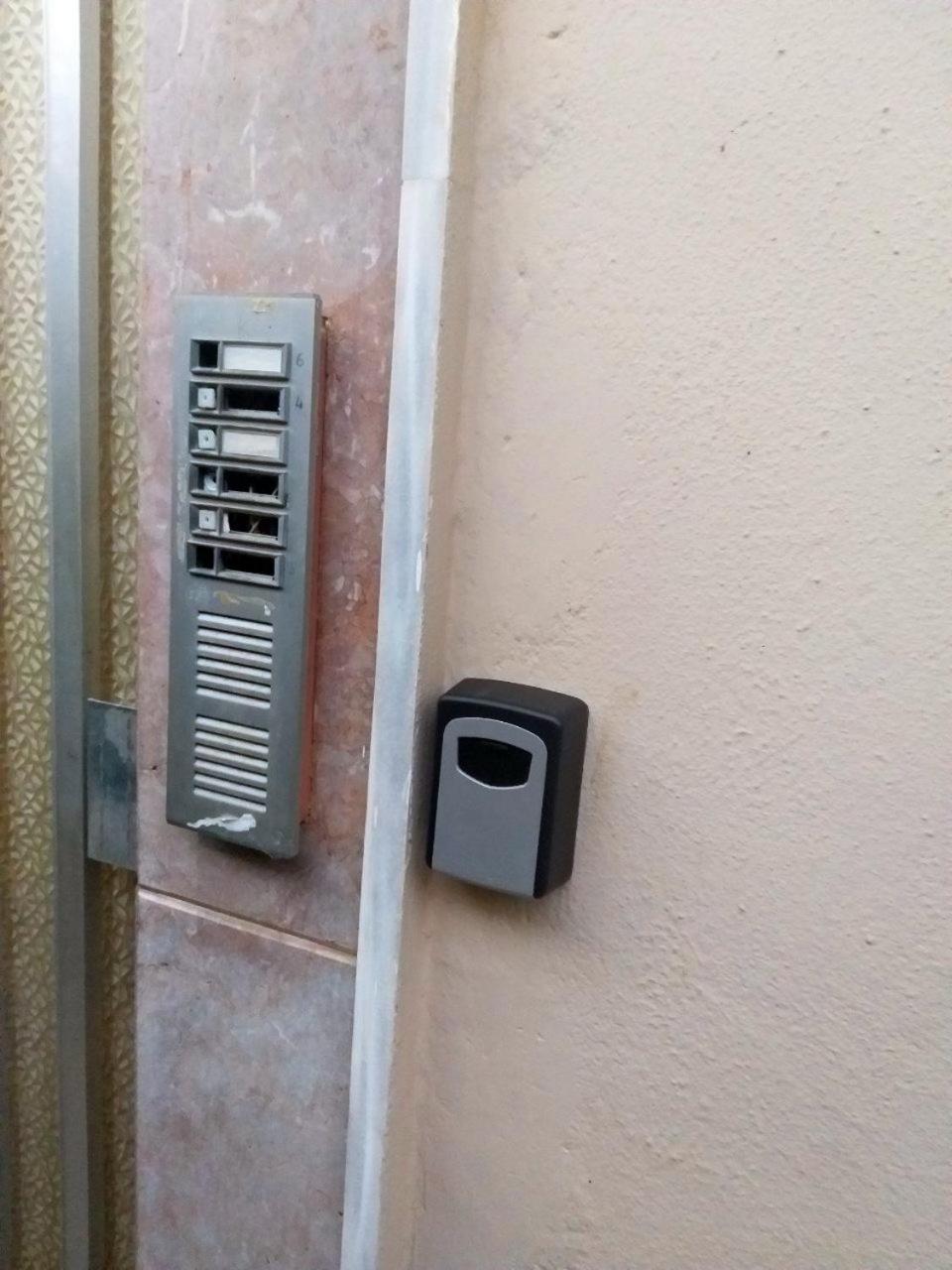 Iridas house photo 5