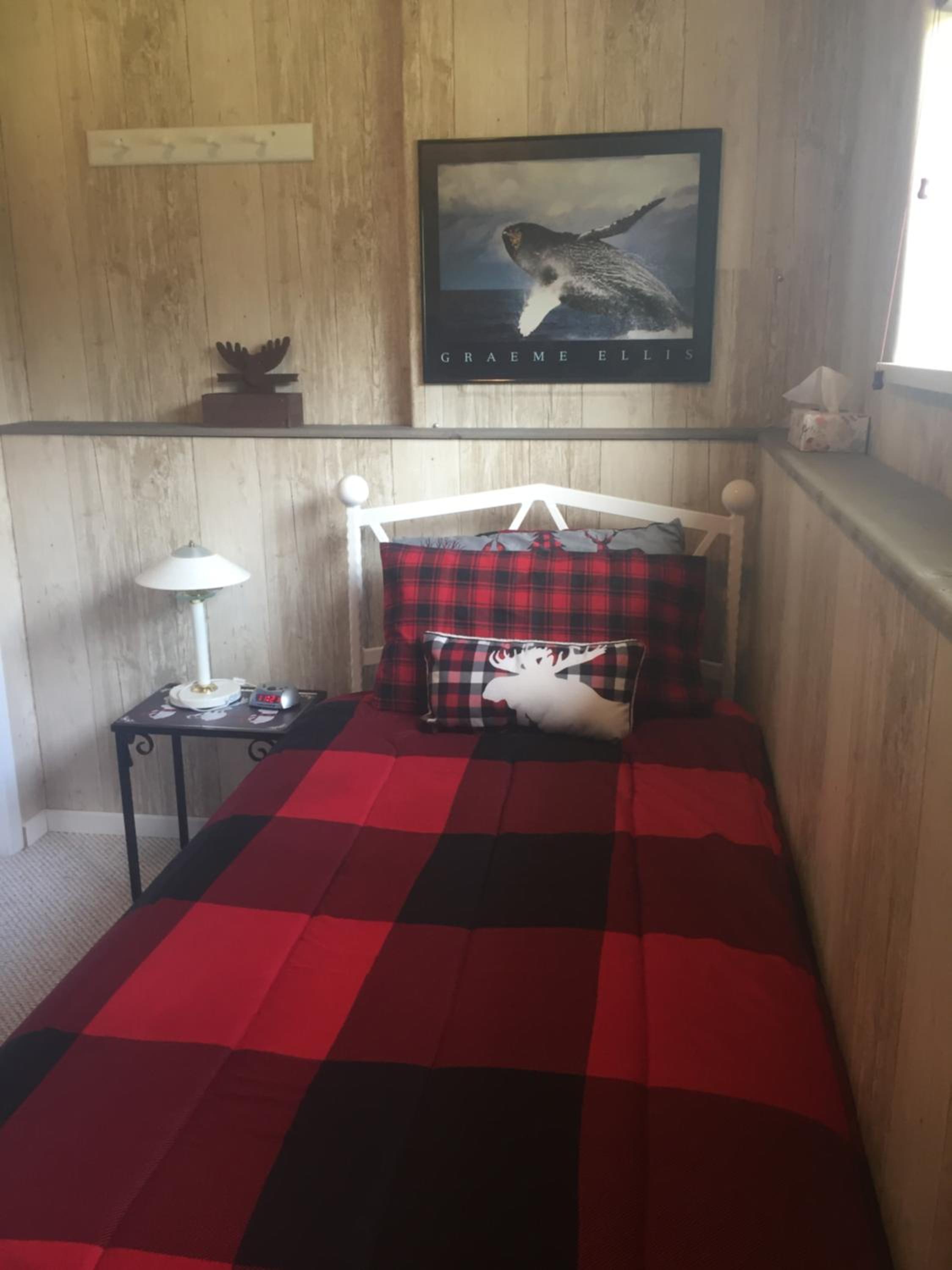 Silvern Lake Trail Bed and Breakfast