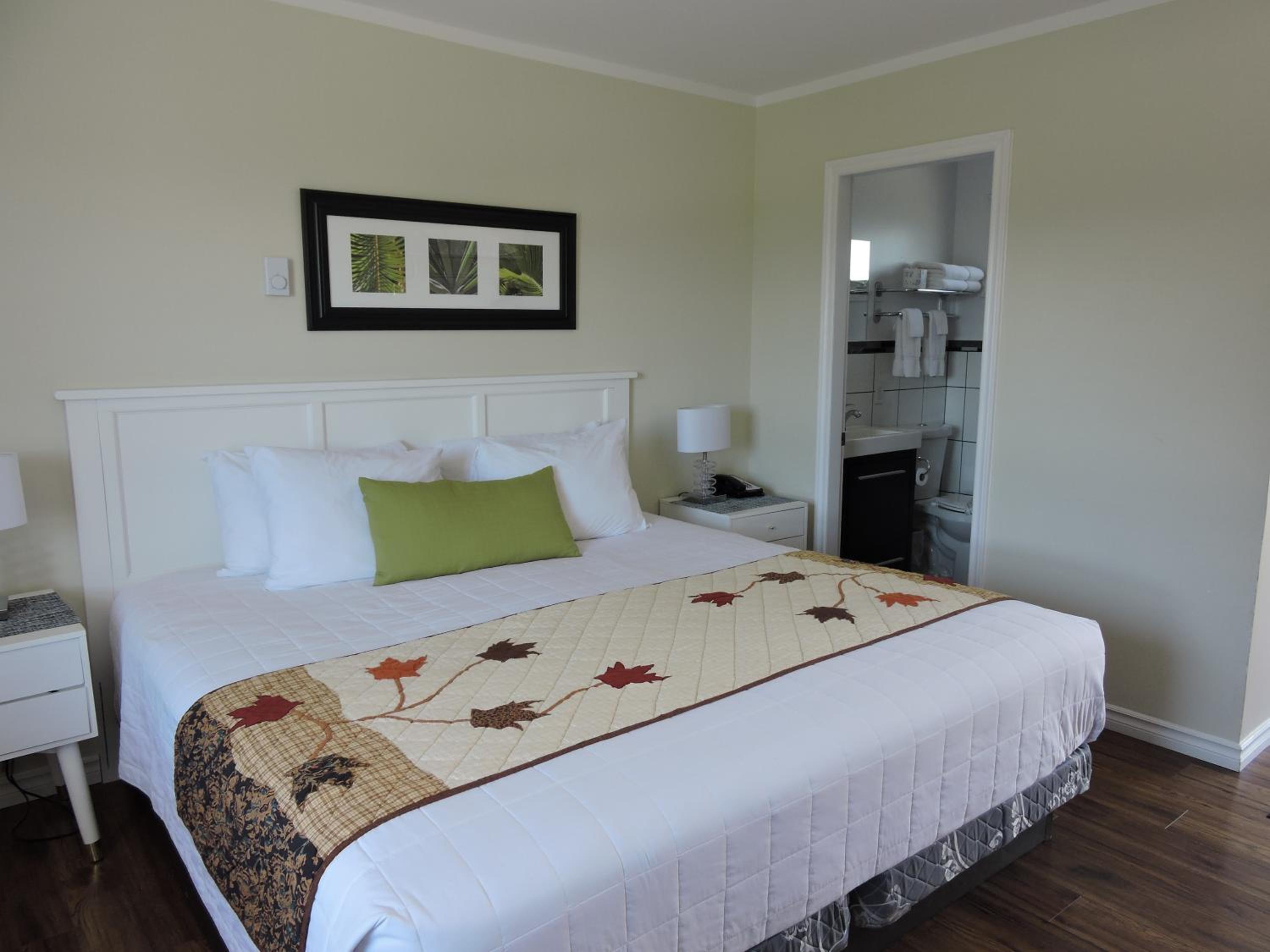 Almo Court Motel