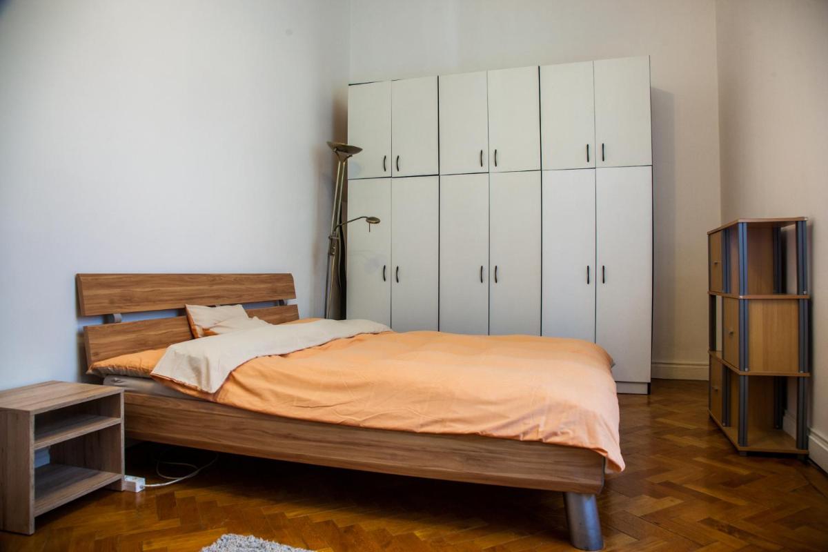 Inner City Apartment view 5