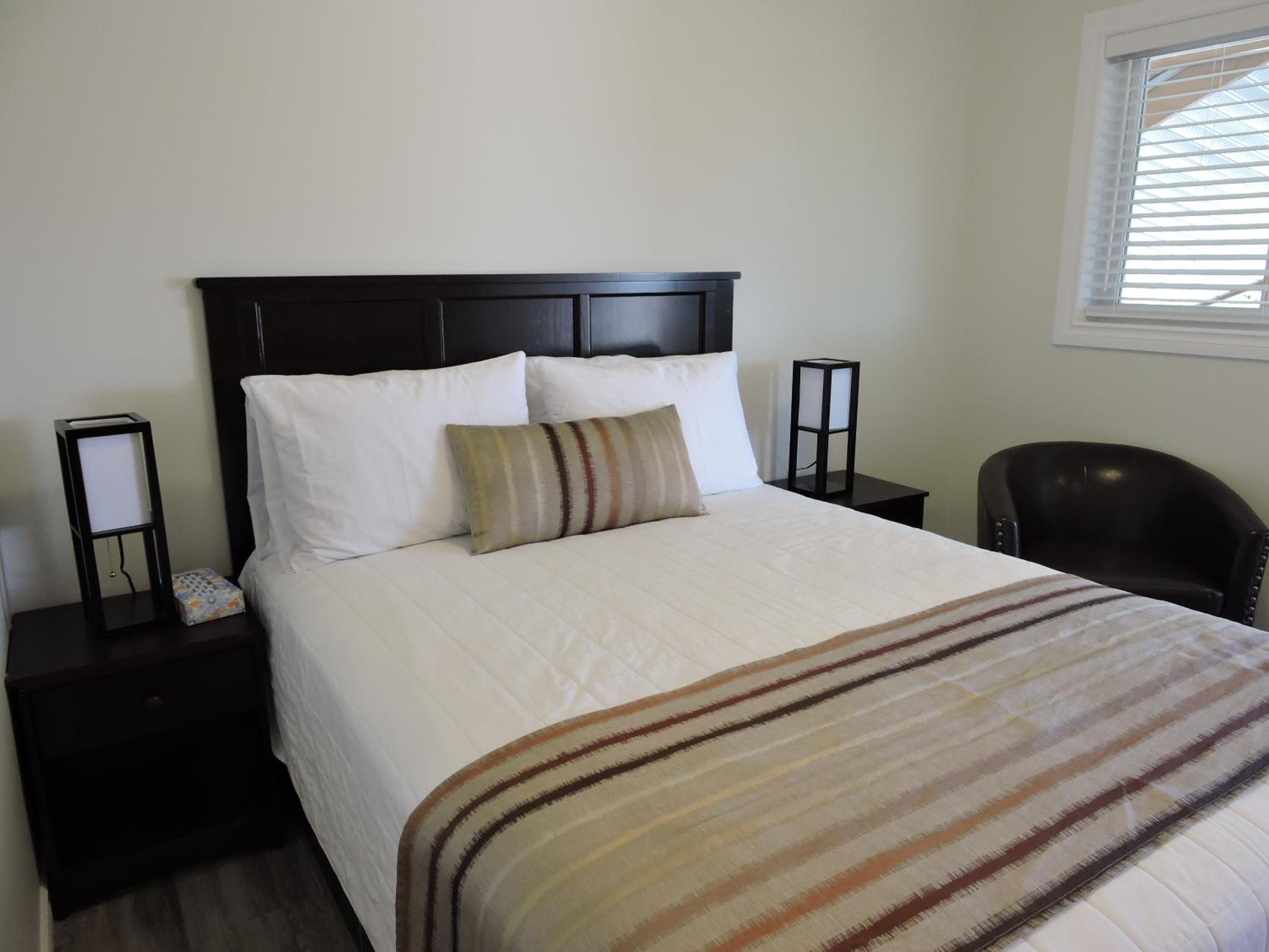 Almo Court Motel