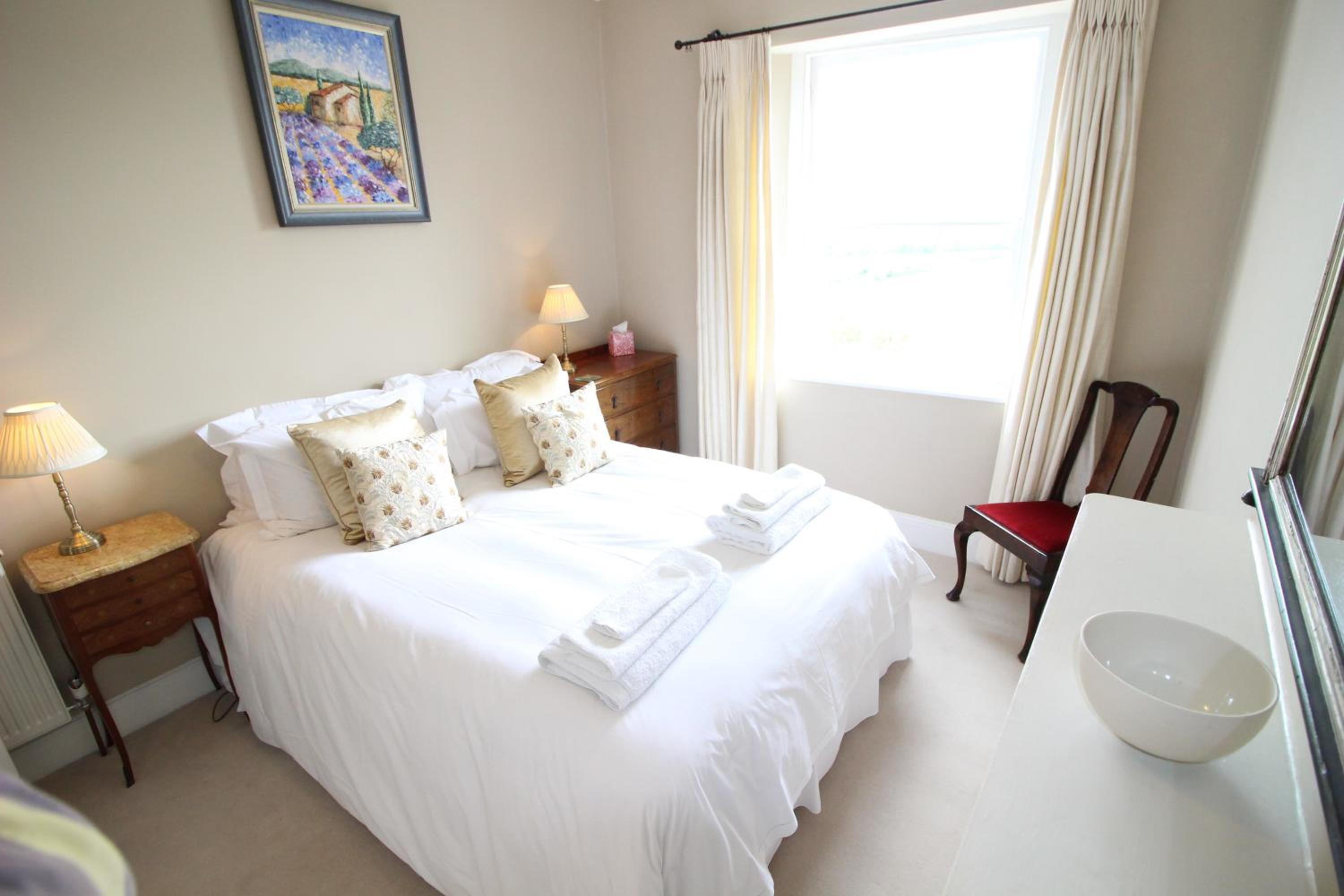 Victorian Annexe - Bath view 5