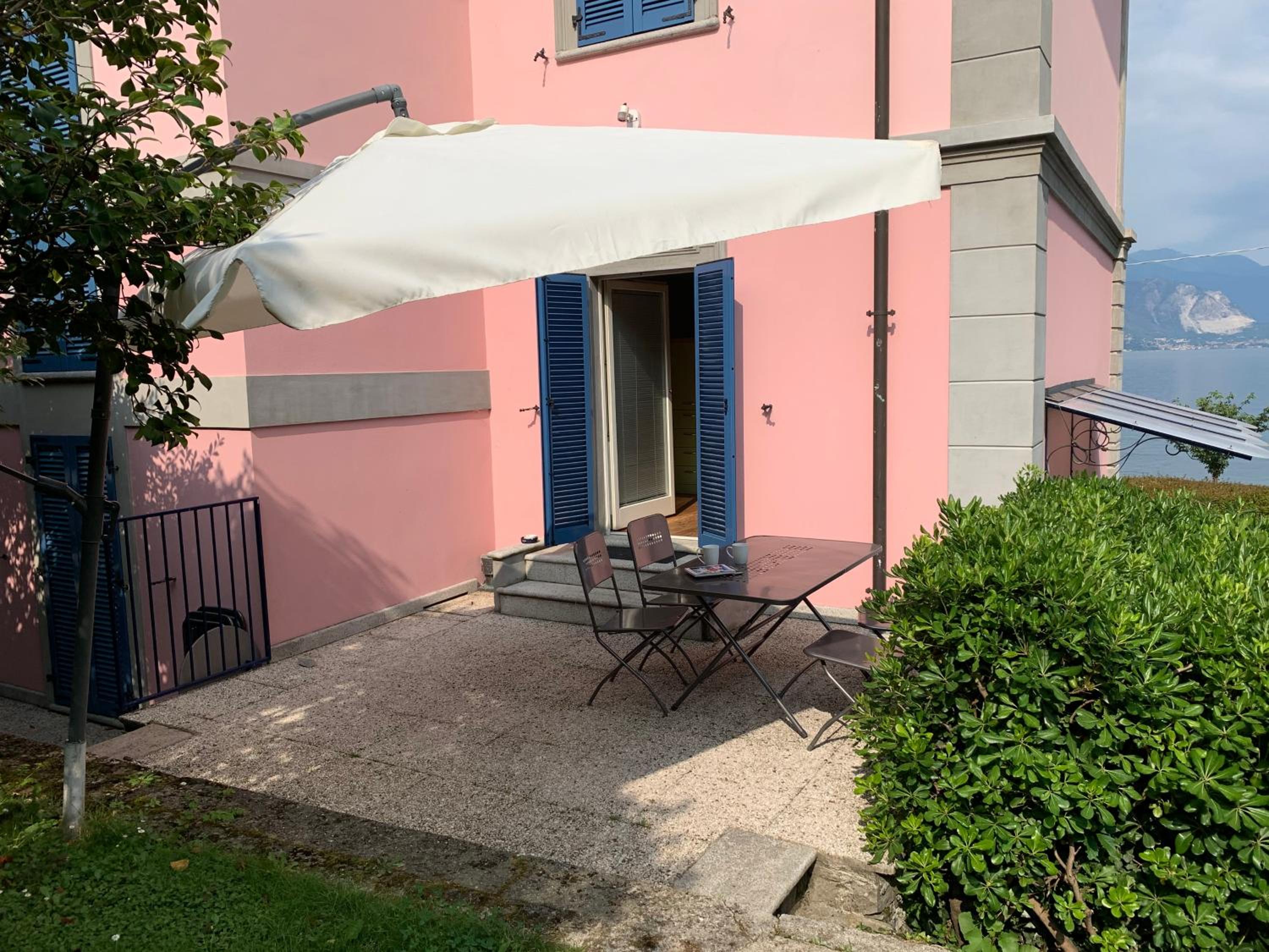 Villa Maria, Lakefront Art Villa on Lake Maggiore view 5