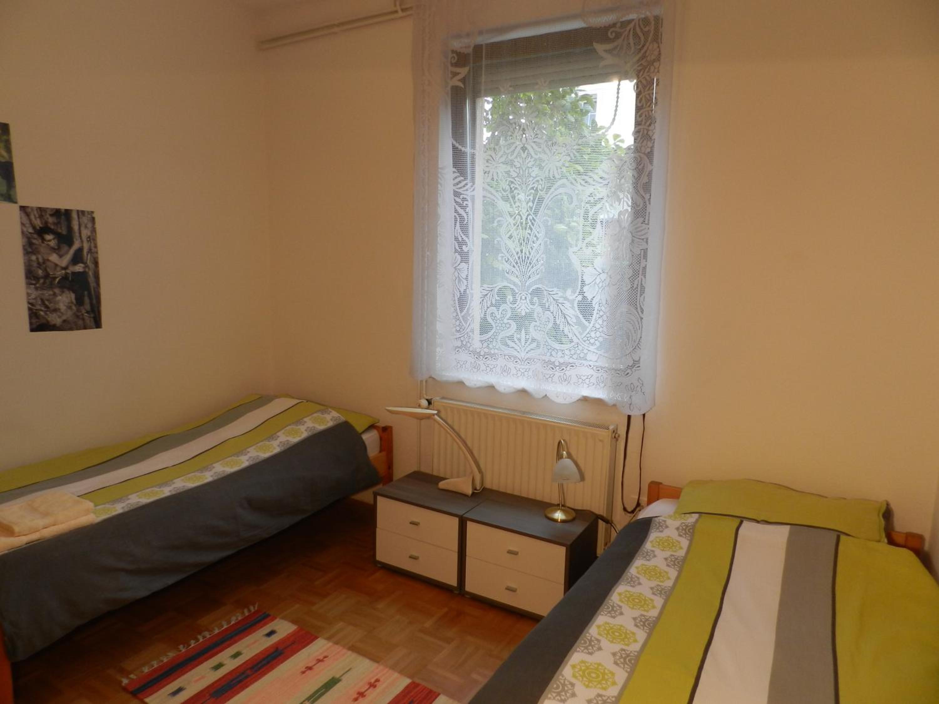 Nice apartment with free car parking, WiFi and bikes for free view 4