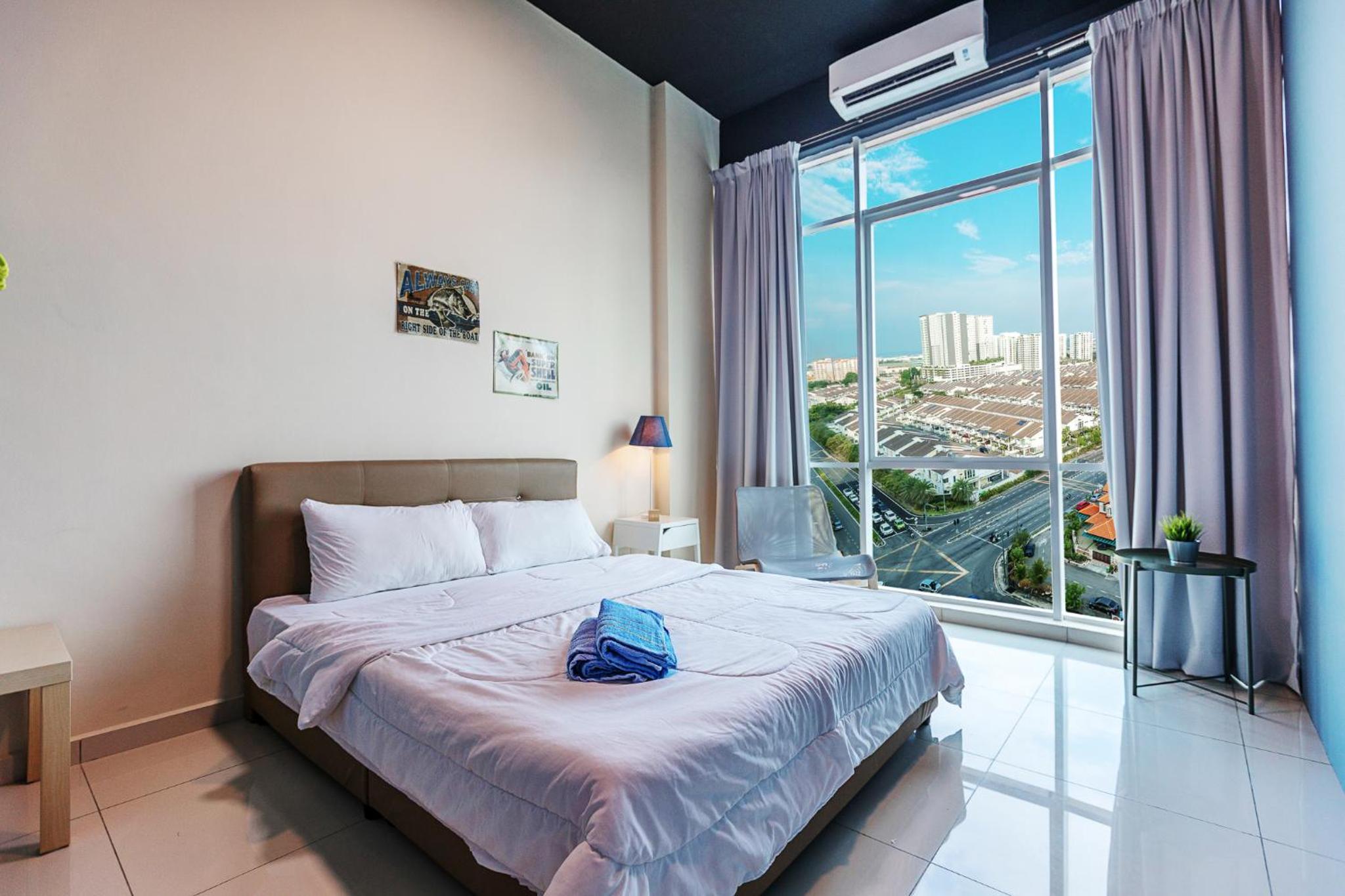 Cozy Home with Spectacular View photo 2