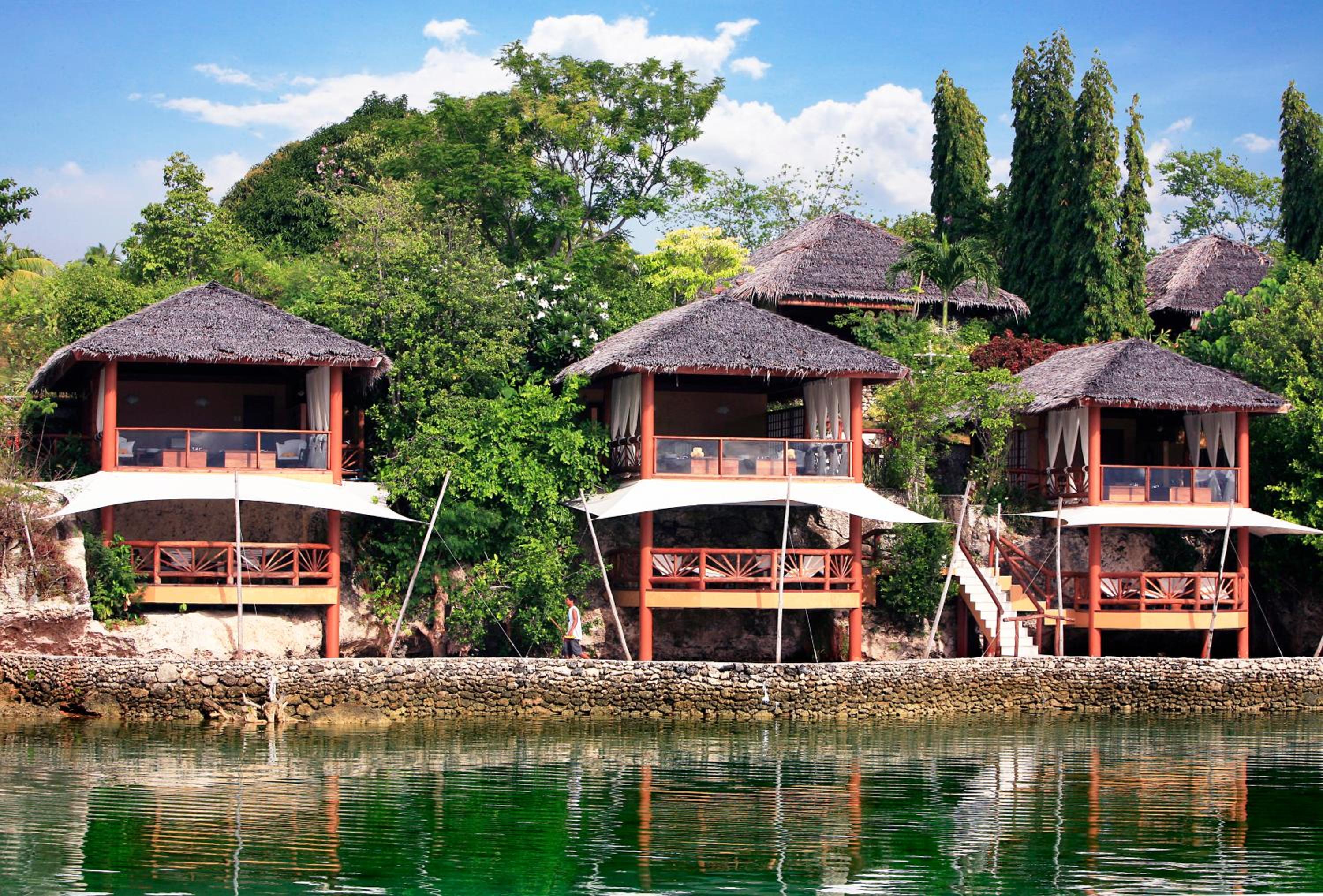 Badian Island Wellness Resort