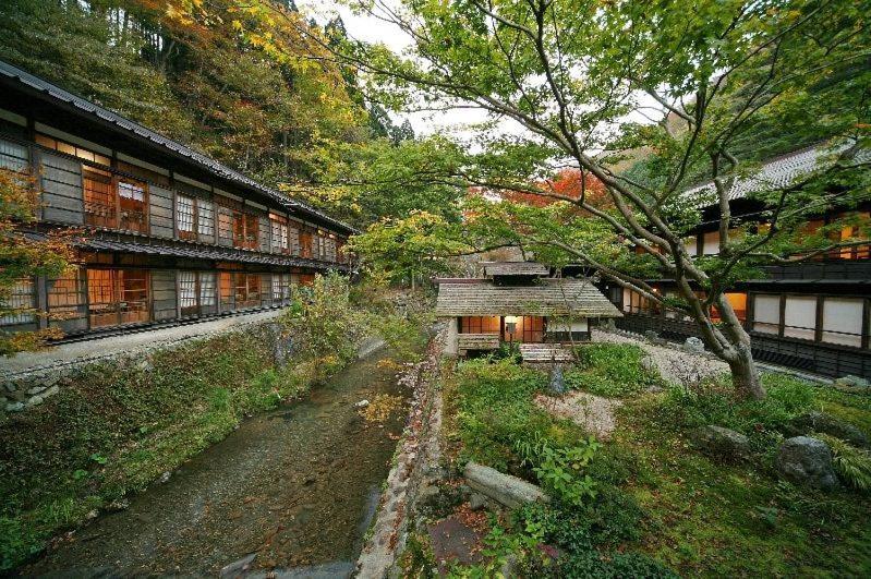 Houshi Onsen Chojukan