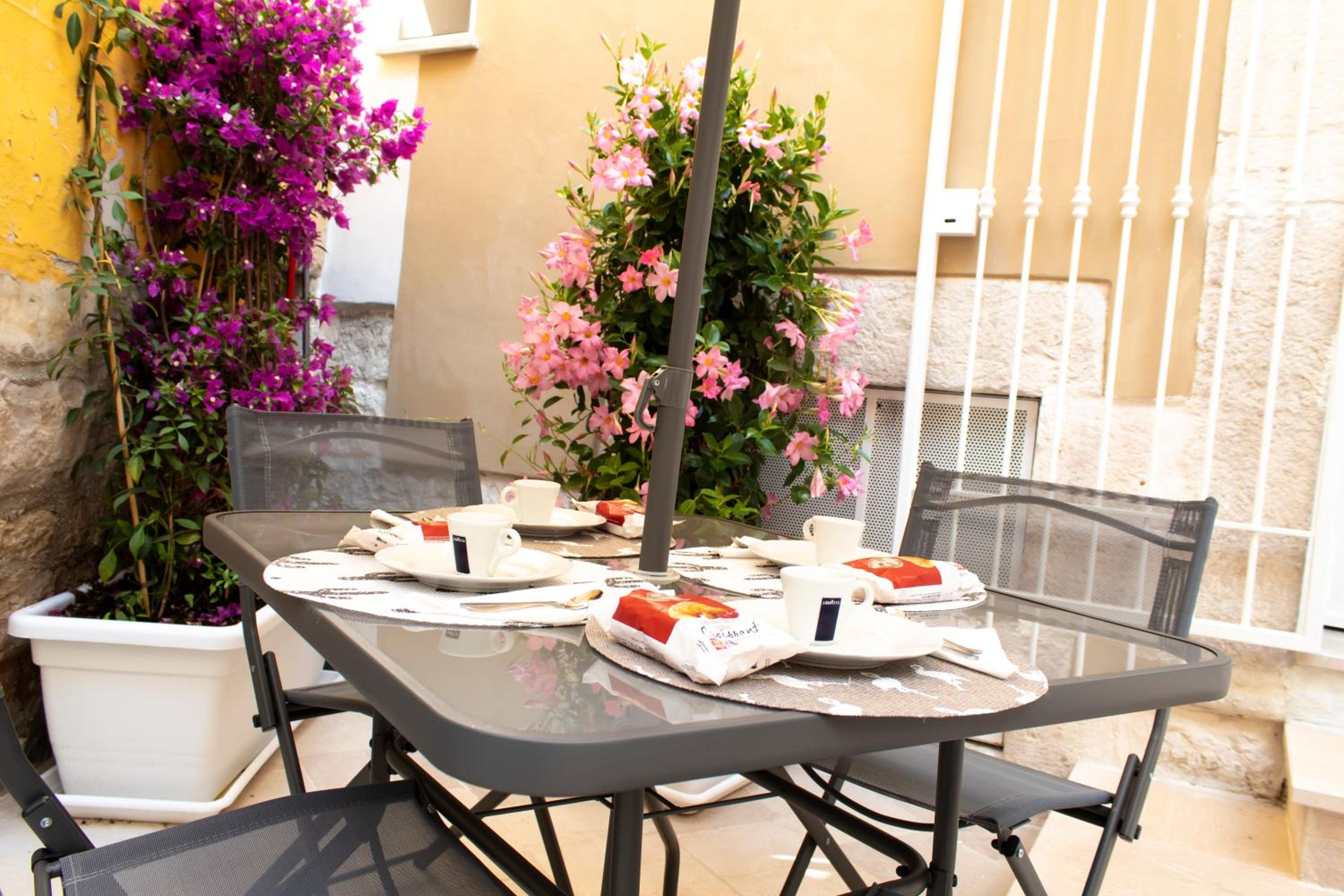 Il Cortile degli Ulivi view 4