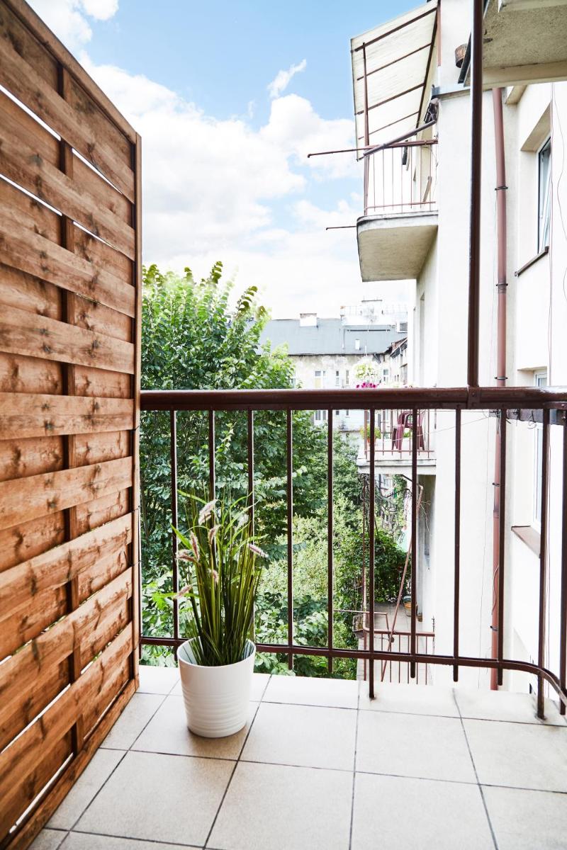 Unique apartments Krasinskiego street view 3