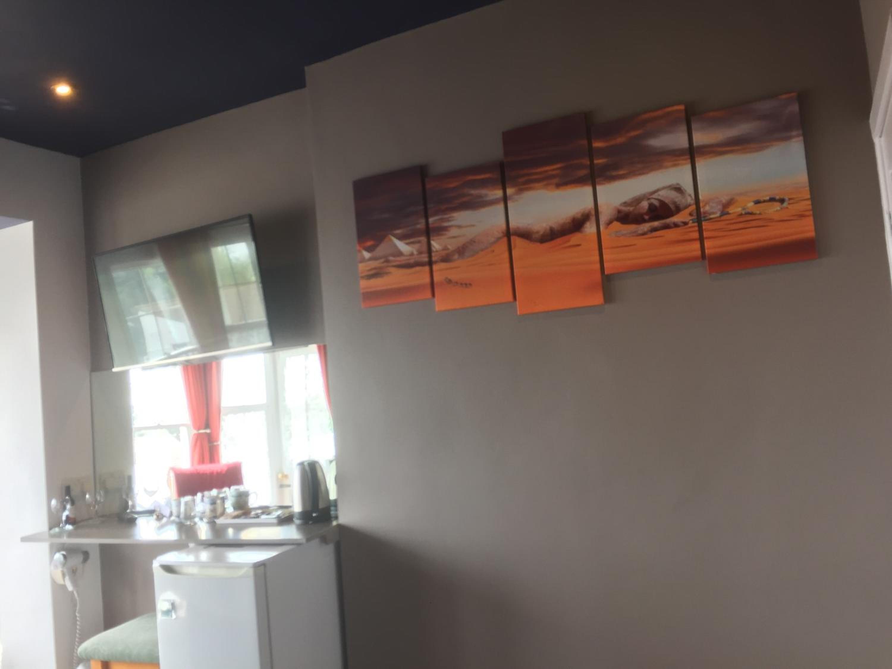 Poltair Guest House
