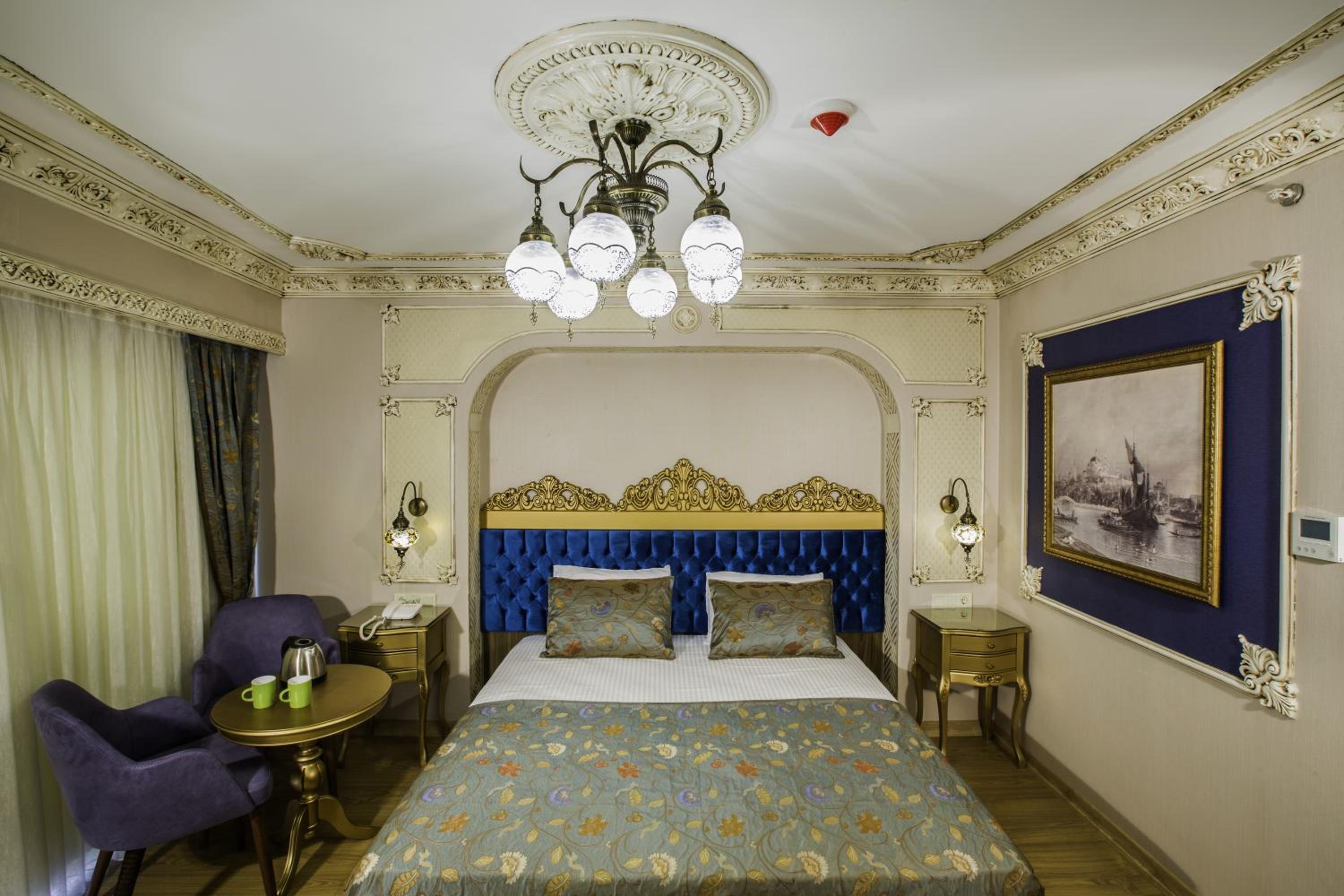 Empire Suite Hotel - Image 70