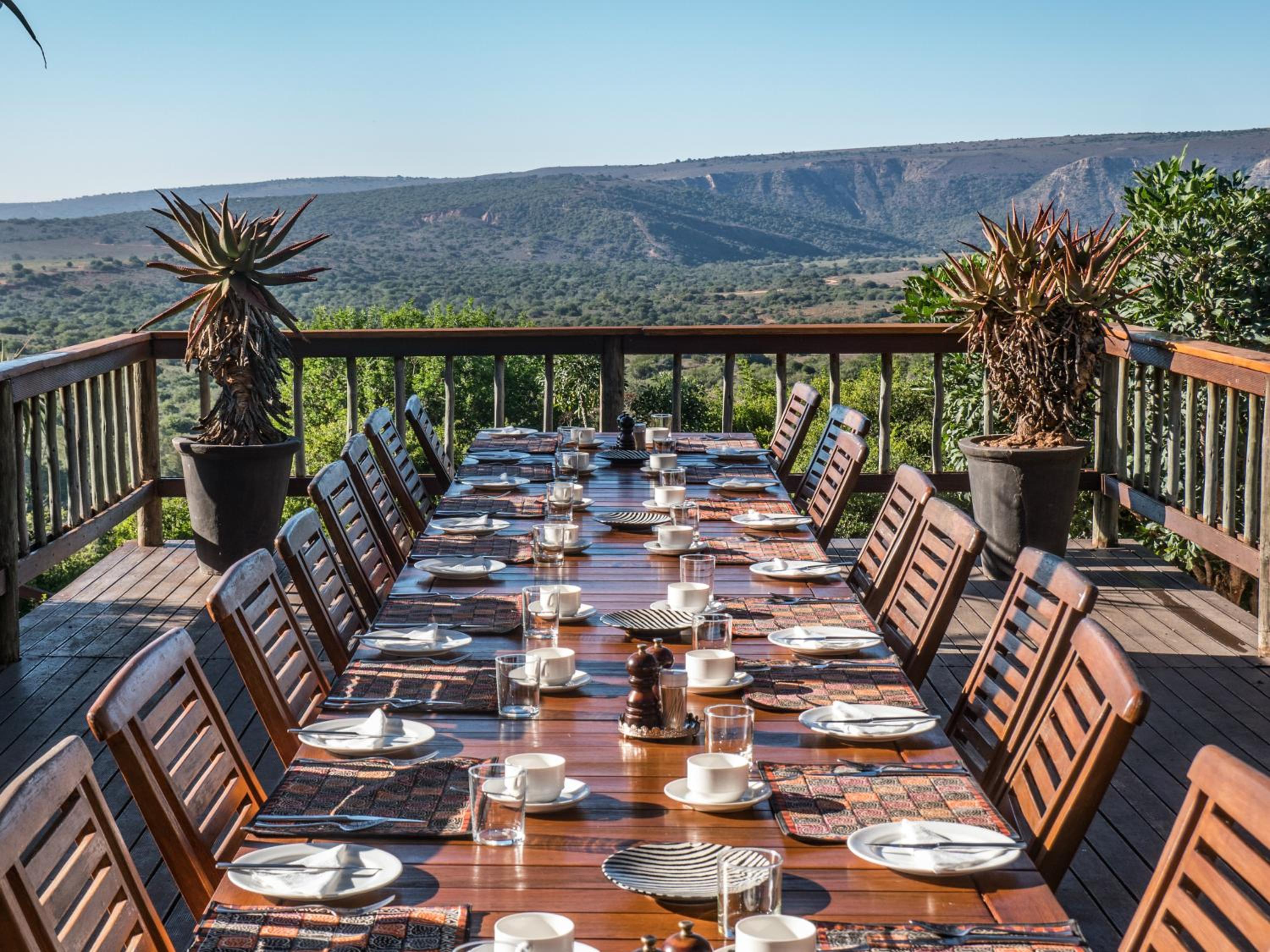 Woodbury Lodge – Amakhala Game Reserve