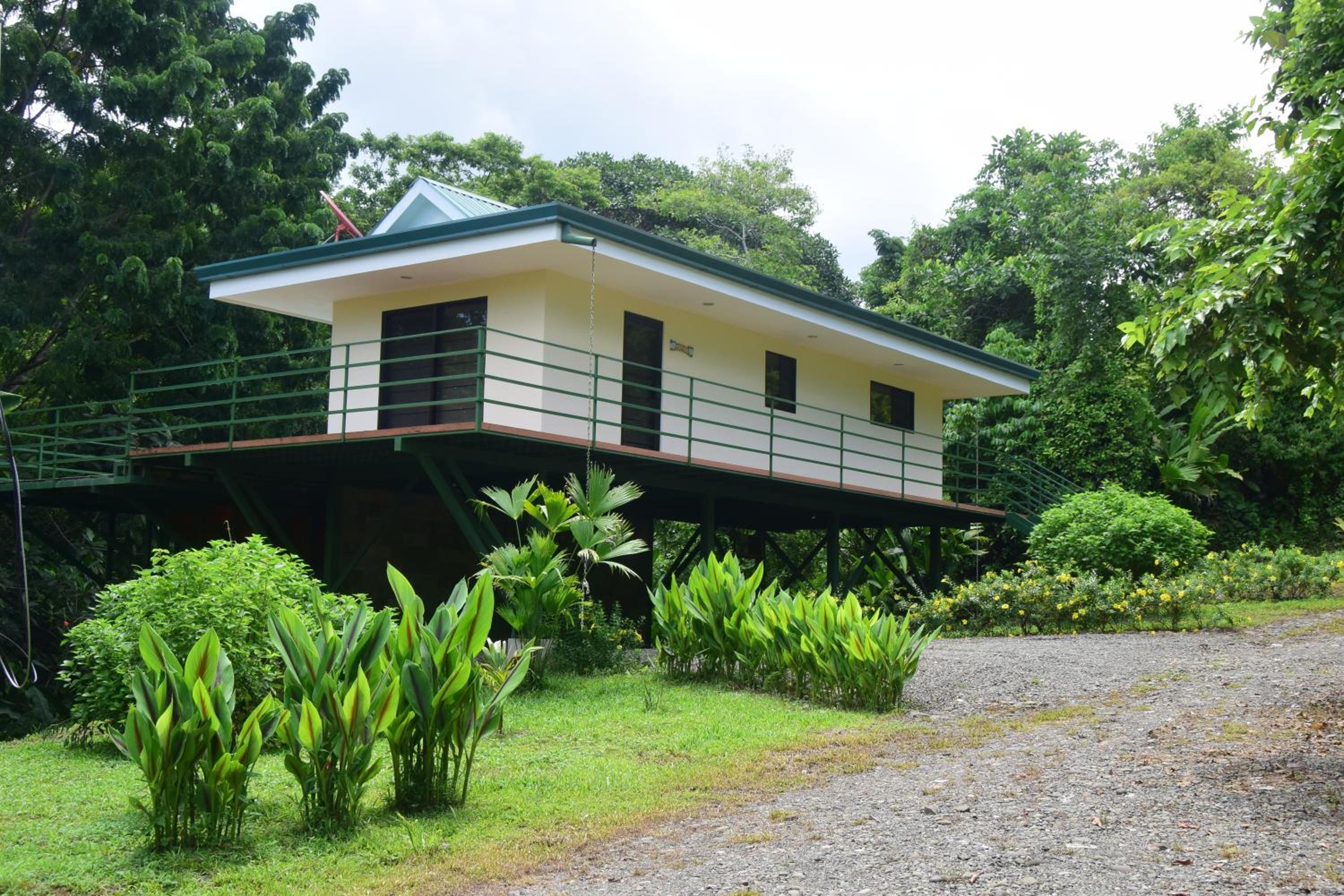 Tropical Paradise Villa - Beautiful Pool, Surrounded by Nature and Wildlife!