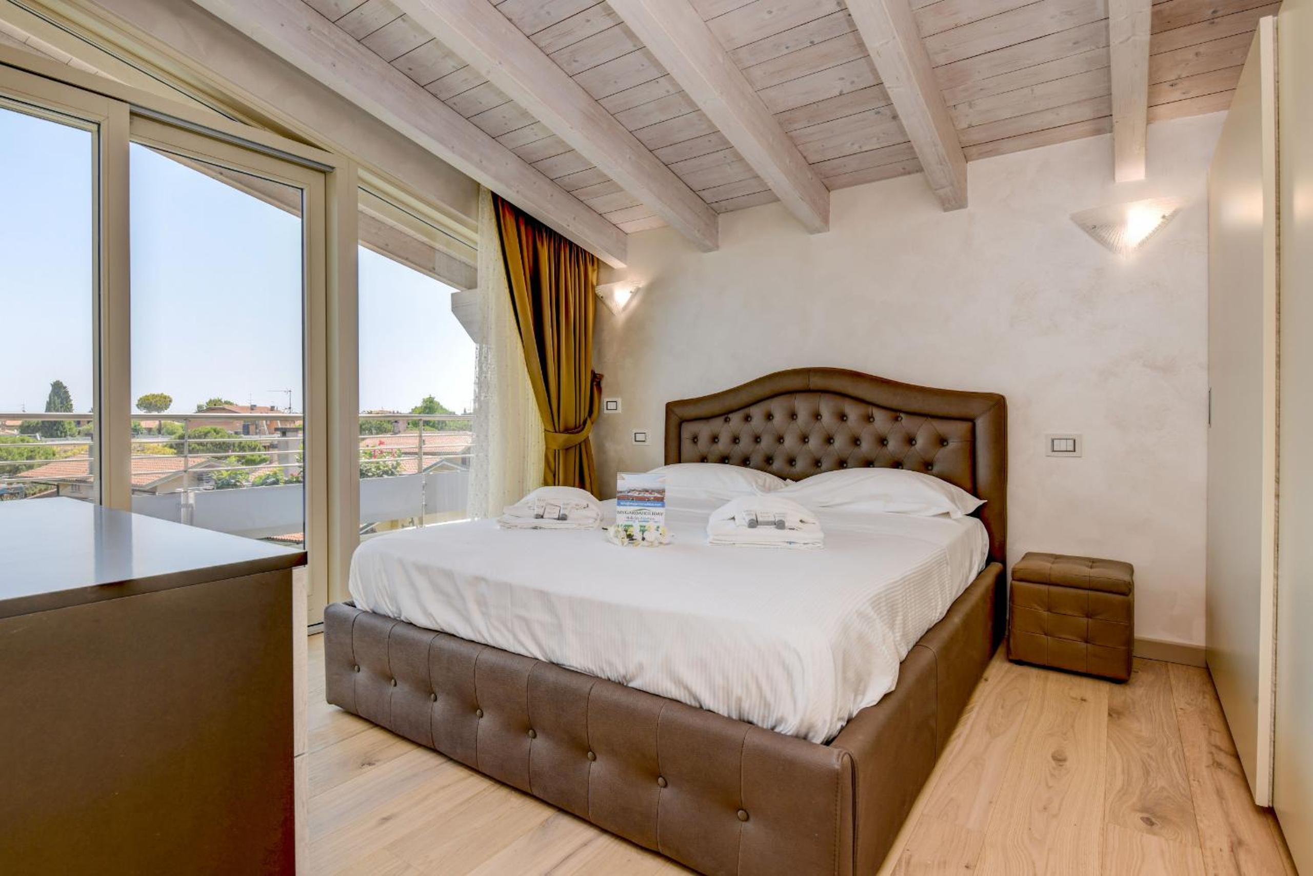 My Sirmione Lake Loft view 2