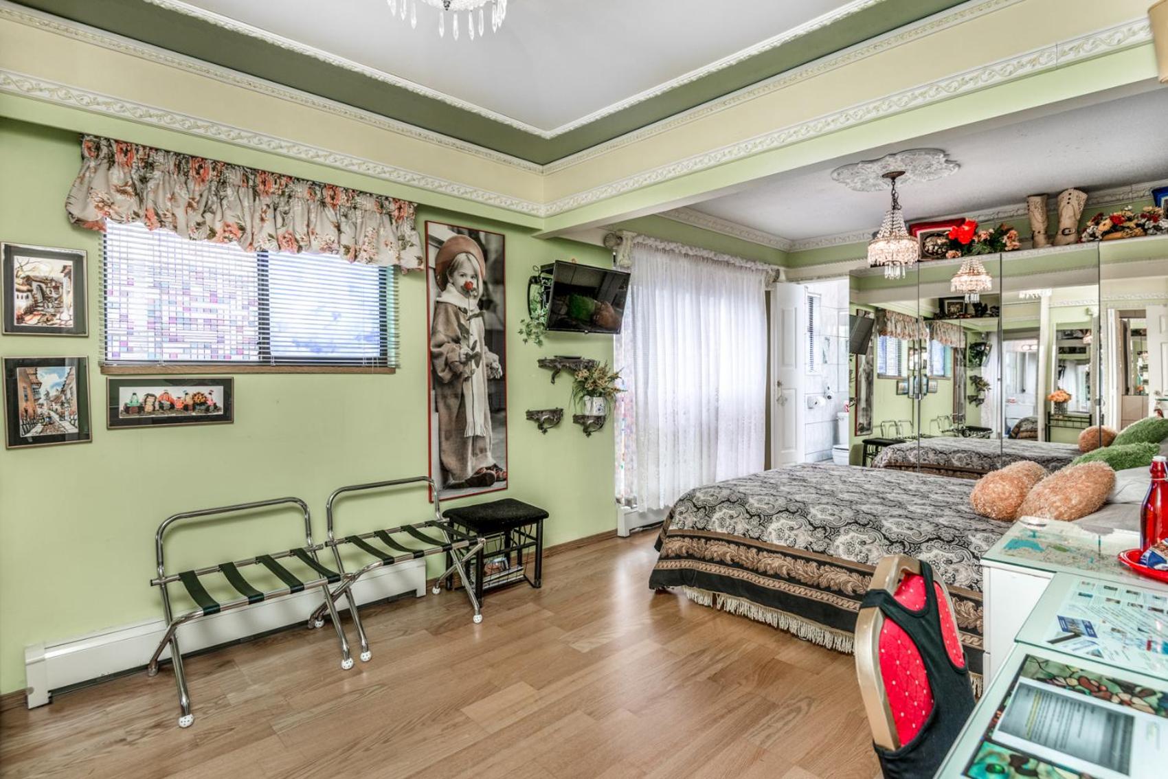 Diana's Luxury Bed and Breakfast