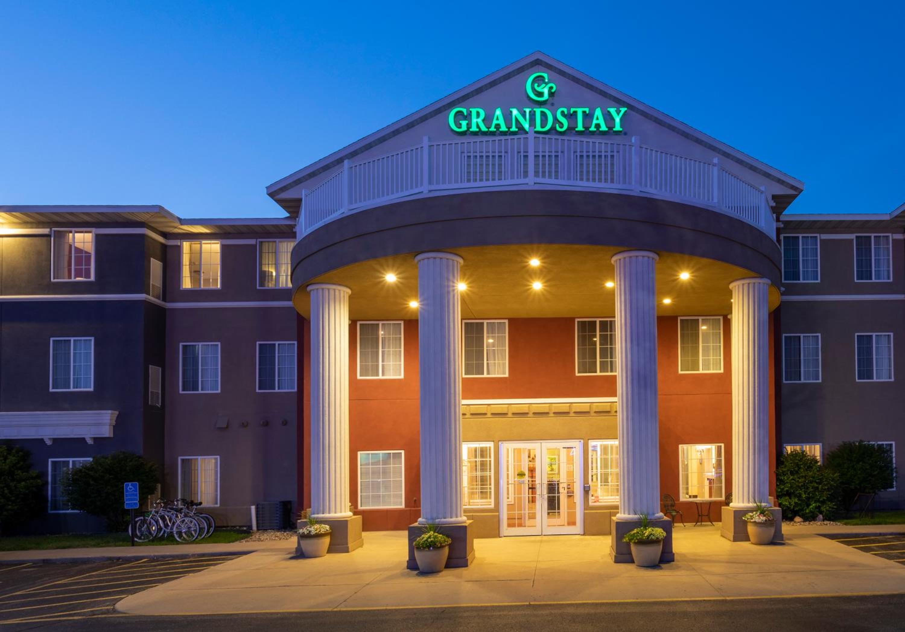 Hotel GrandStay Hotel & Suites Ames