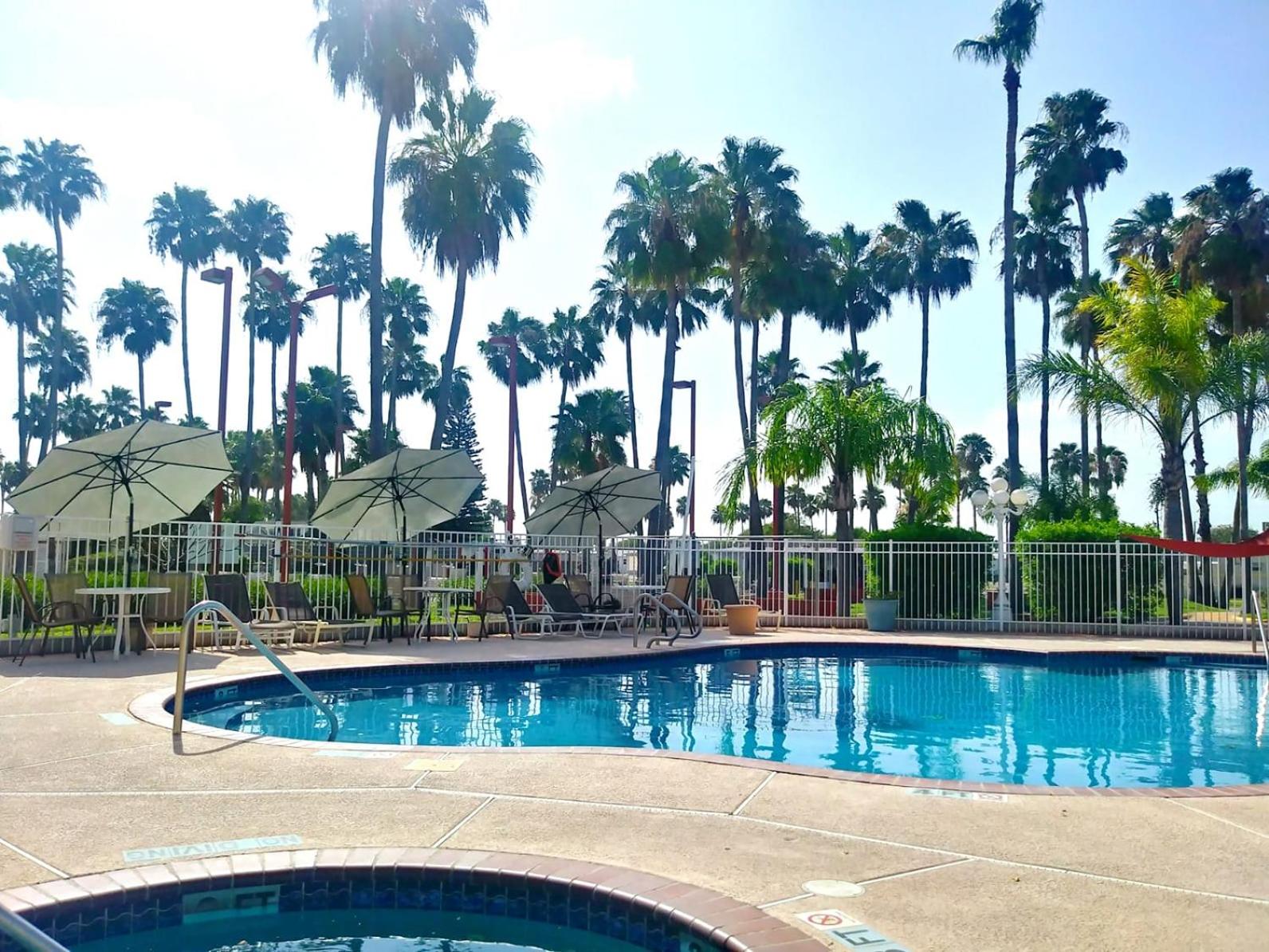 Victoria Palms Inn and Suites - Property Image 4