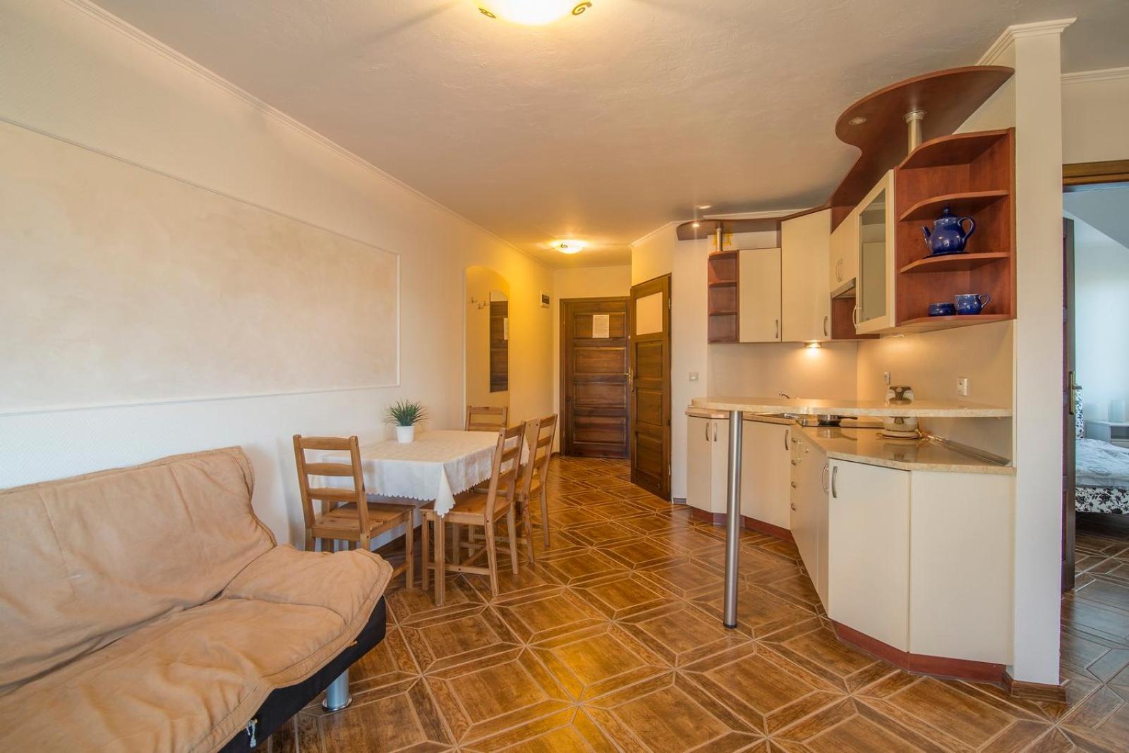 PIONOW Rodzinne Apartamenty Urocza 10 view 4