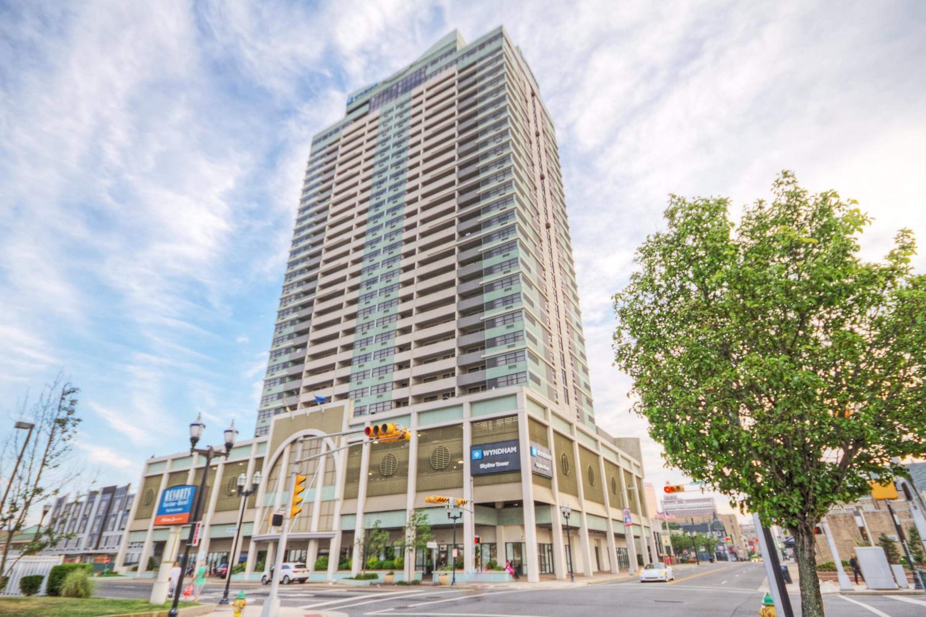 Club Wyndham Skyline Tower - Image 5
