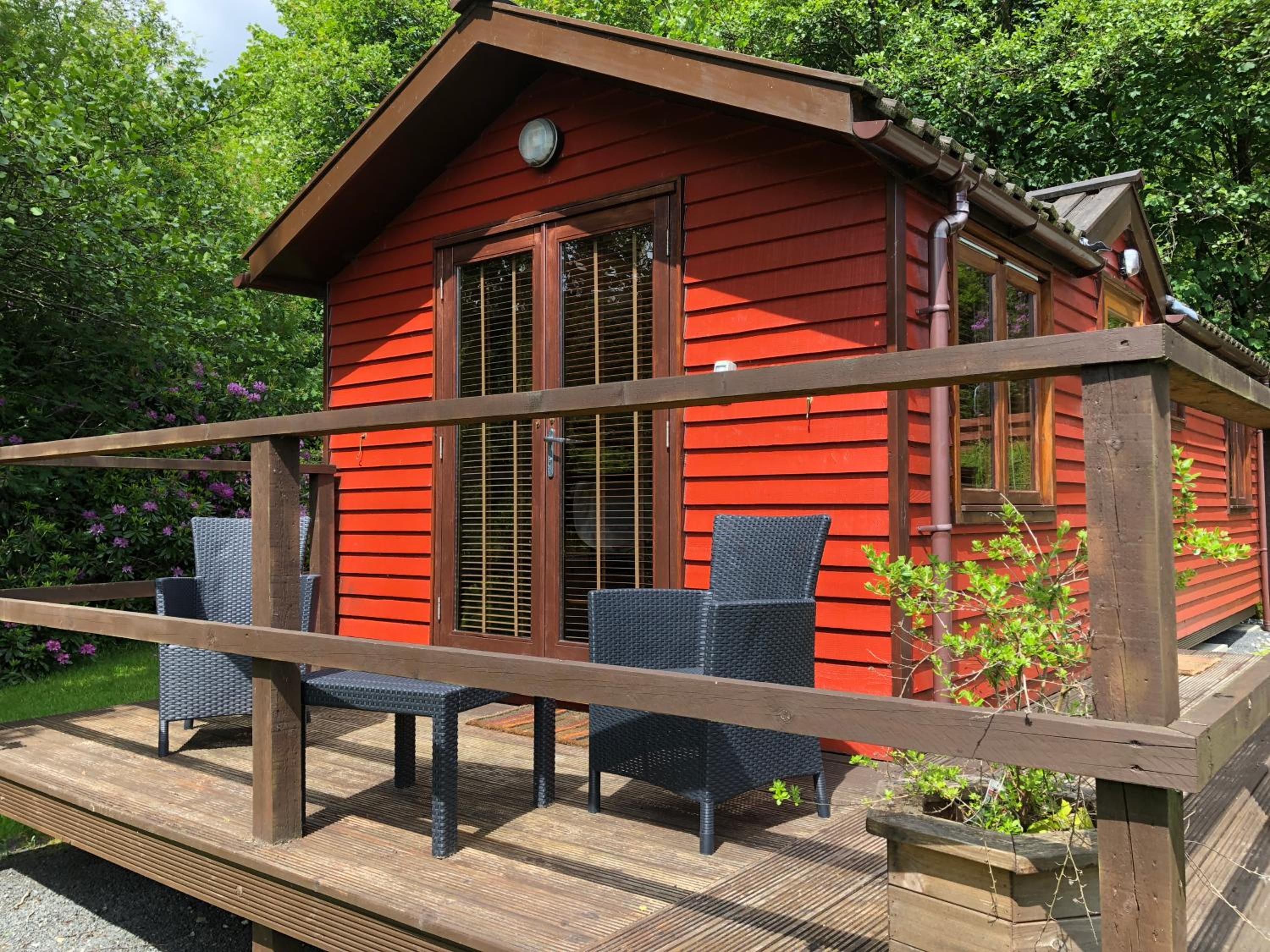 Rashfield Sheilings - Romantic Riverside Lodges near Dunoon & Pucks Glen