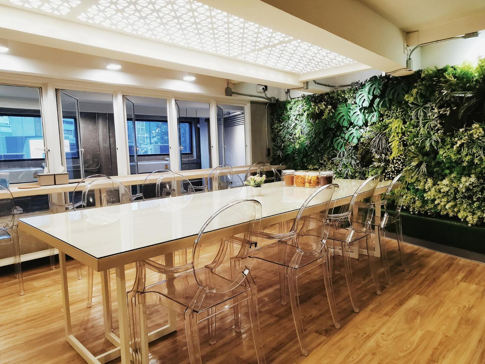 meeting & event spaces