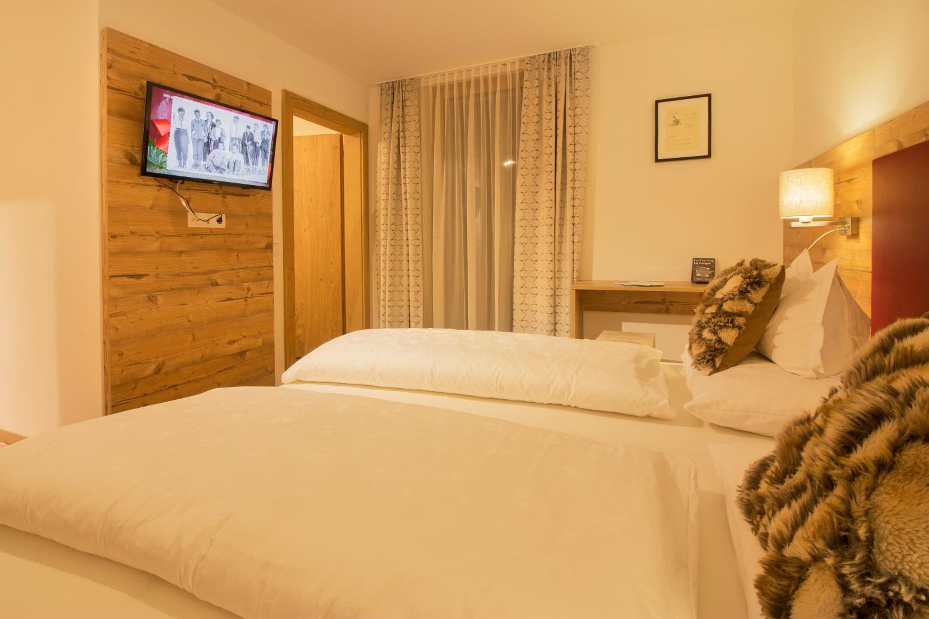 Haus Flexen rooms & apartments