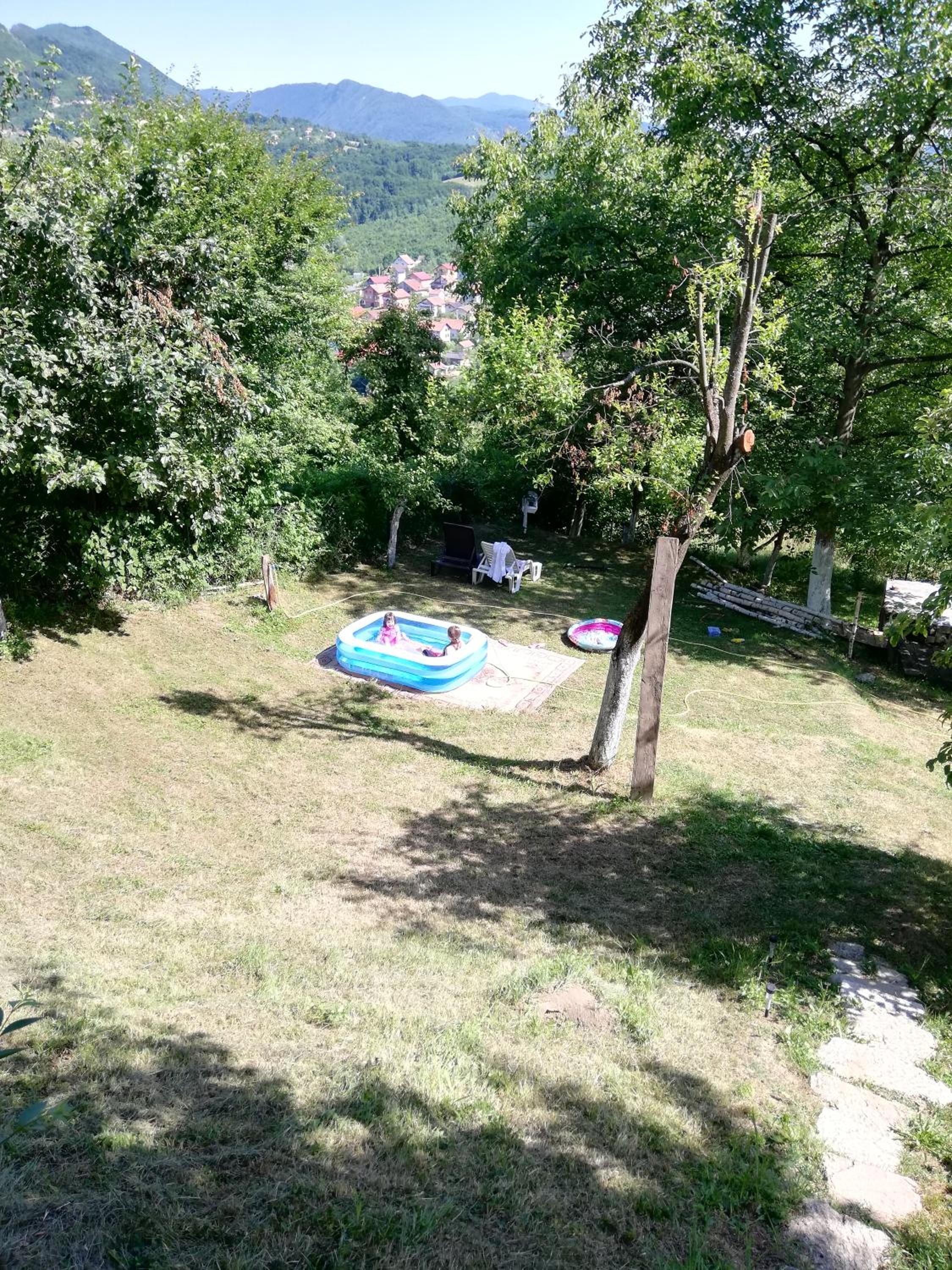 Photo 18