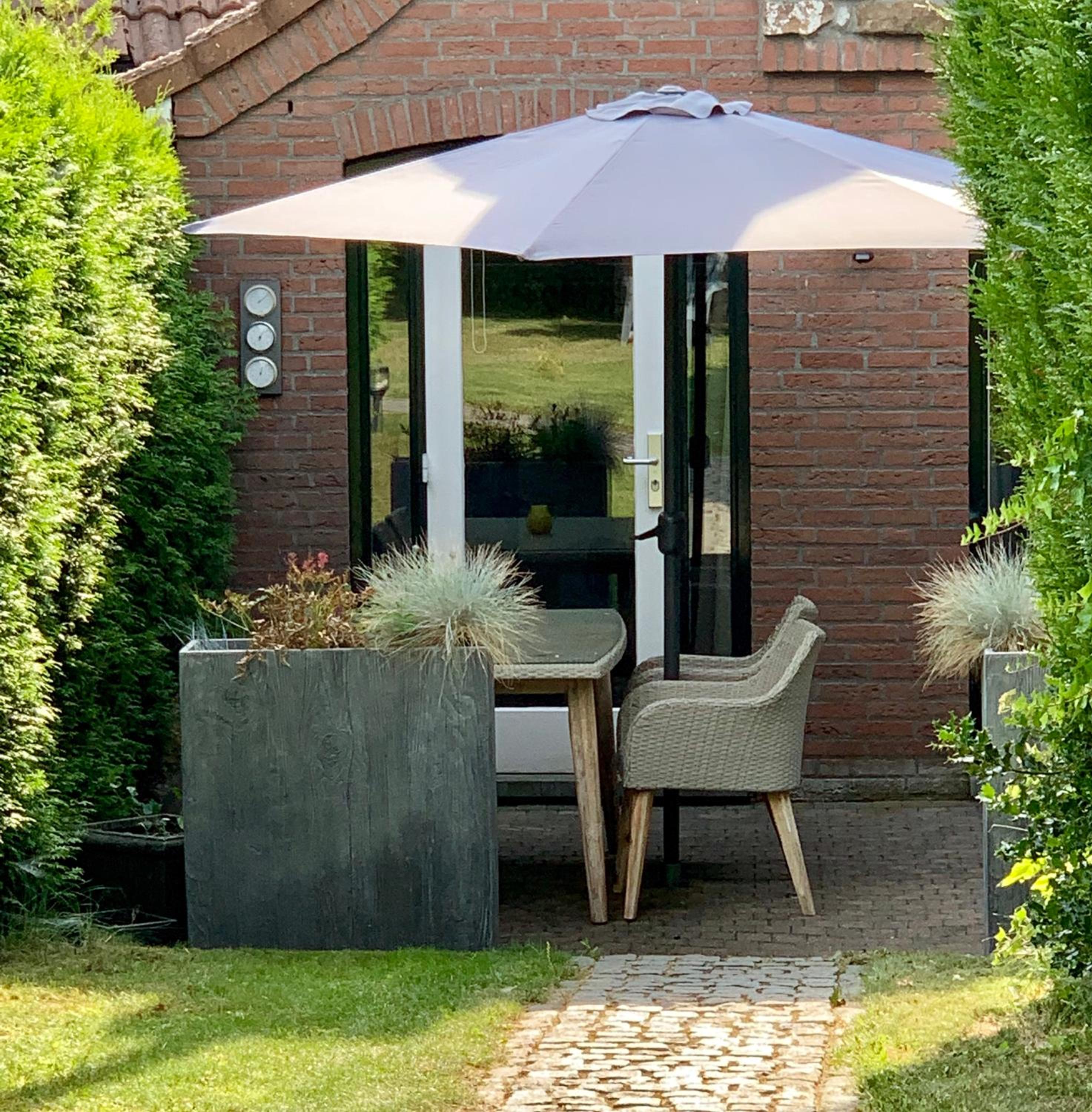Schuttershuuske view 3