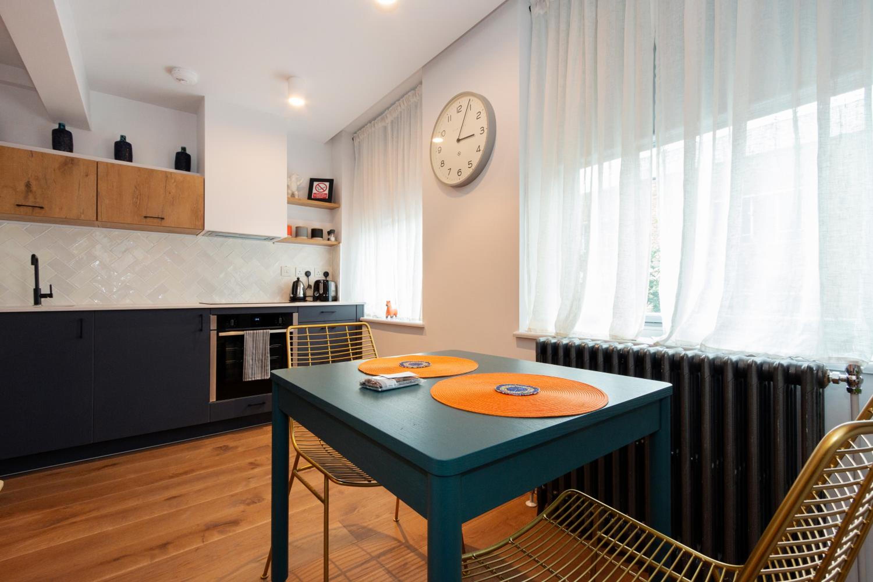 Crashpads Shoreditch Apartments - The Club Row Collection