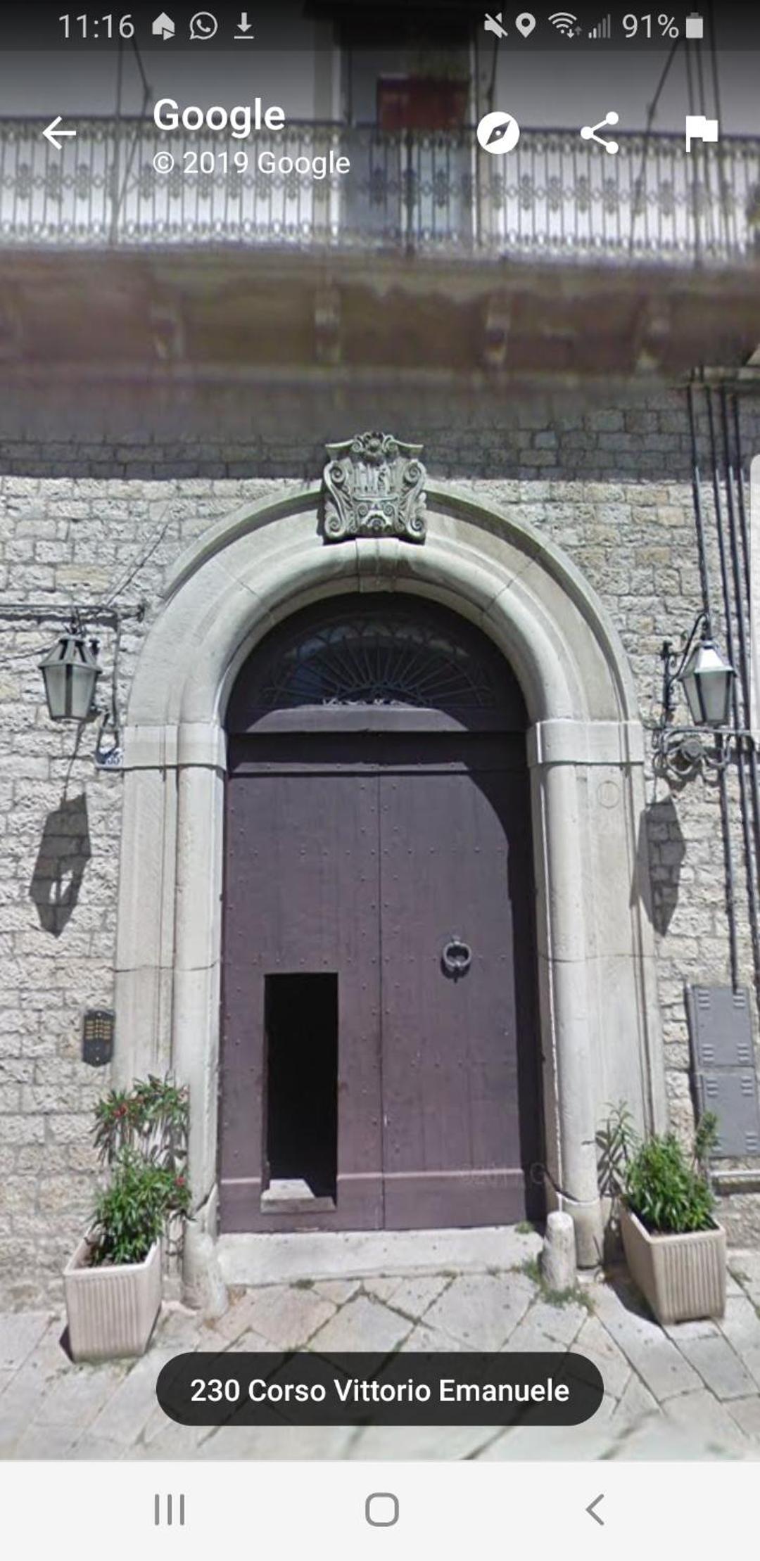 Suites storica in Palazzo antico del 1858 in pieno centro view 2