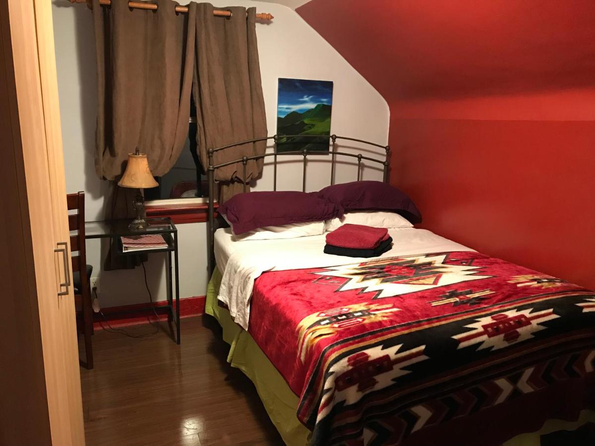 Nisku Guest House