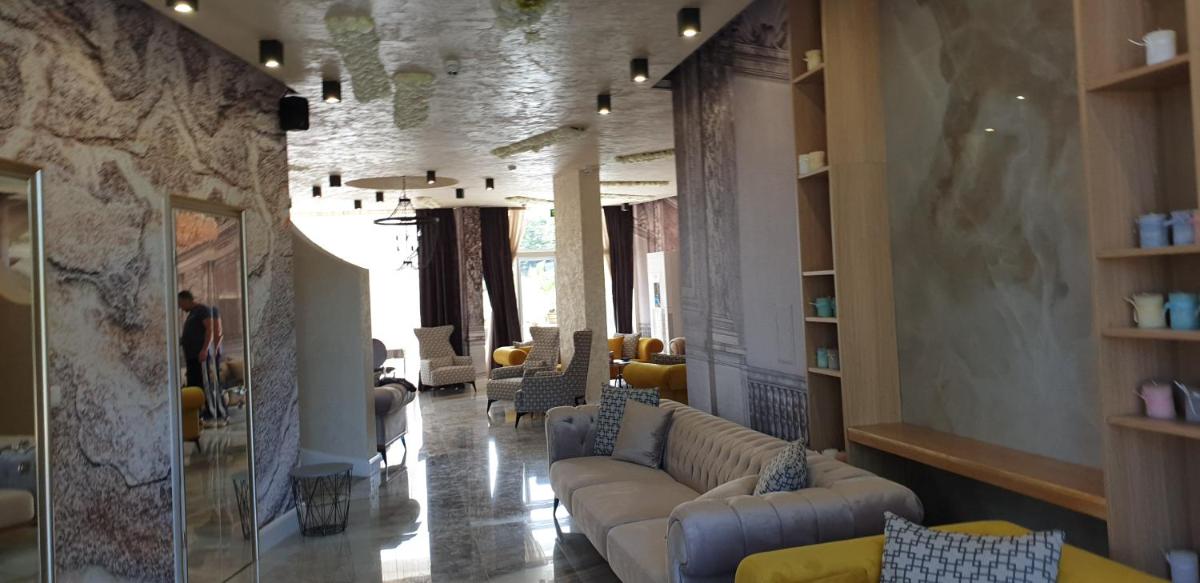 Allure Venti Club Apartments