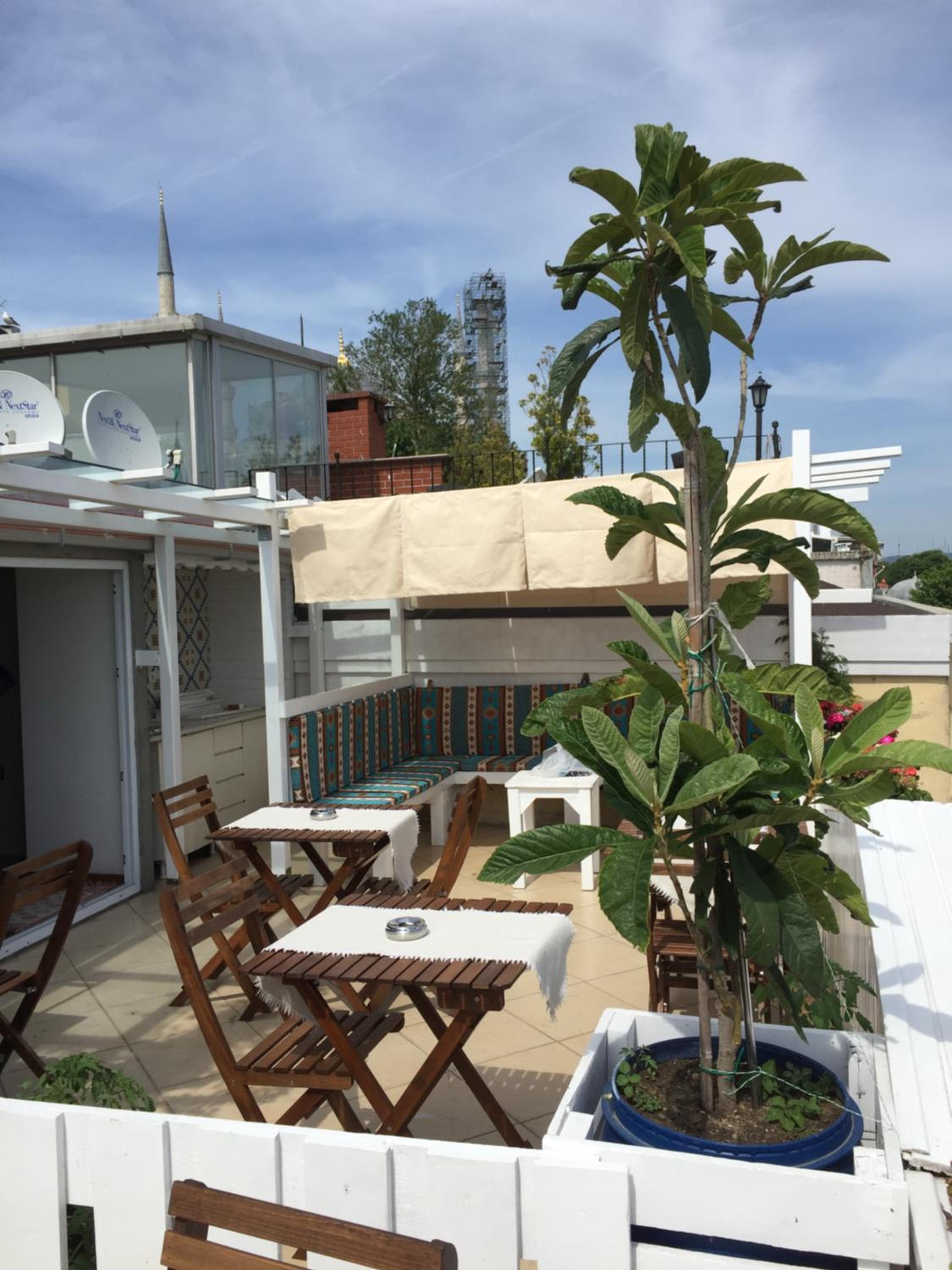 Istanbul Holiday Hotel - Image 29