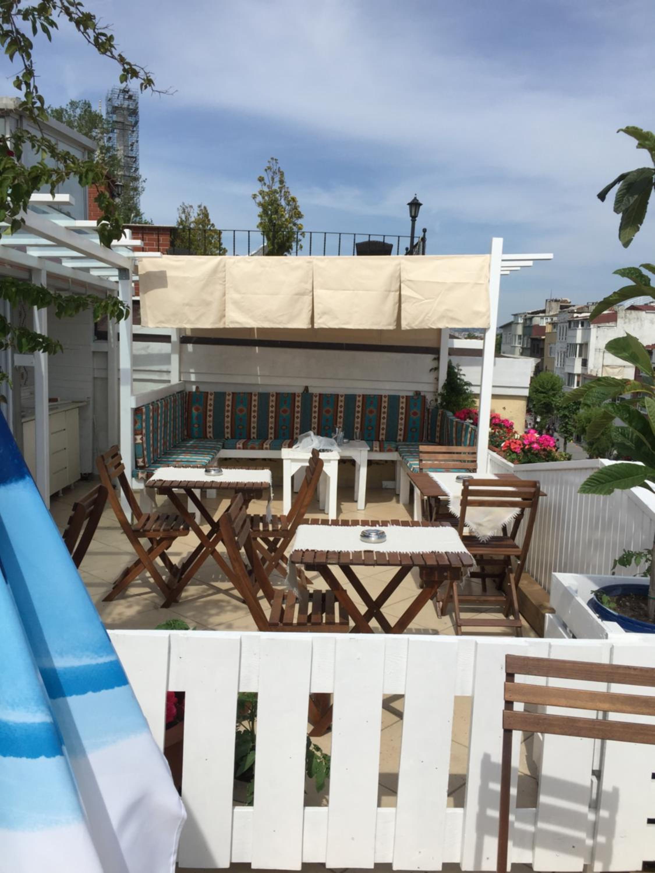 Istanbul Holiday Hotel - Image 30