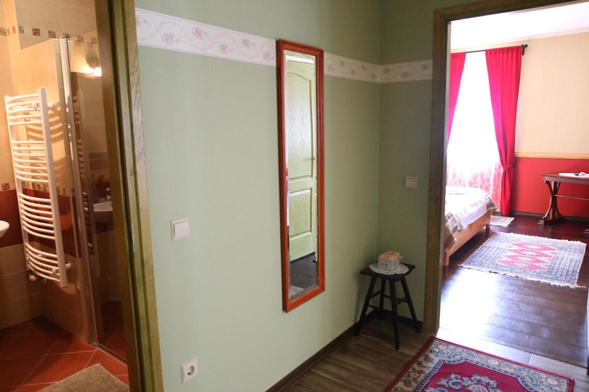 Photo 26