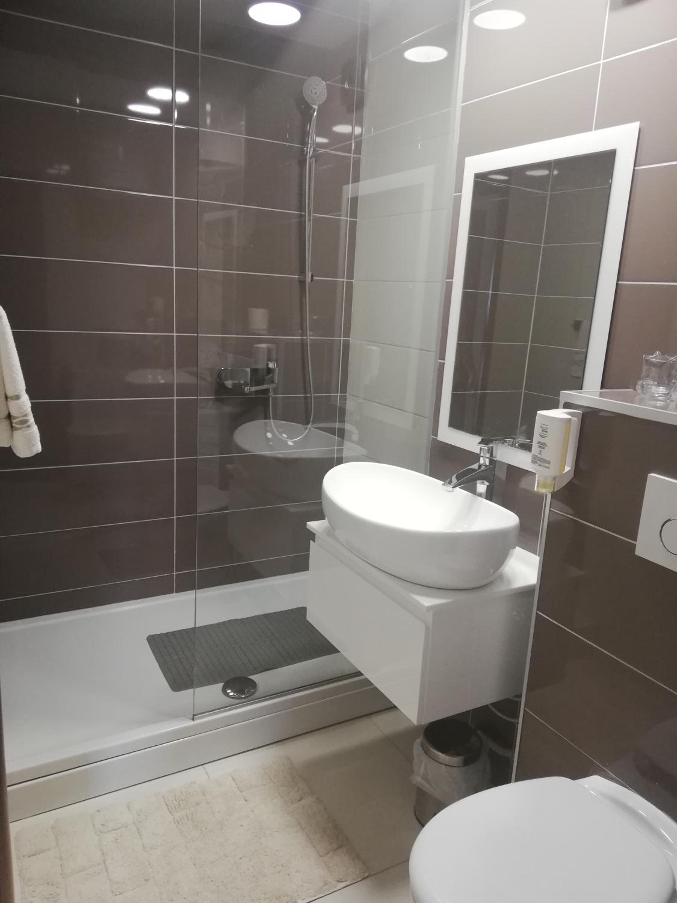 Apartments Papedoni Split en Split — bathroom