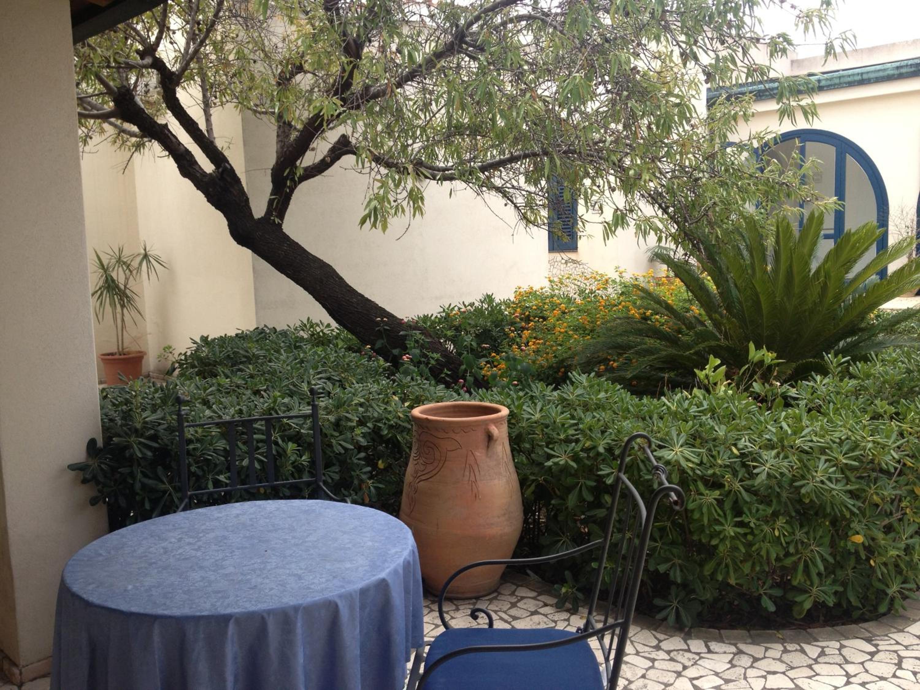 Vulcano Vacations - Hotel Aura - Property Image 12