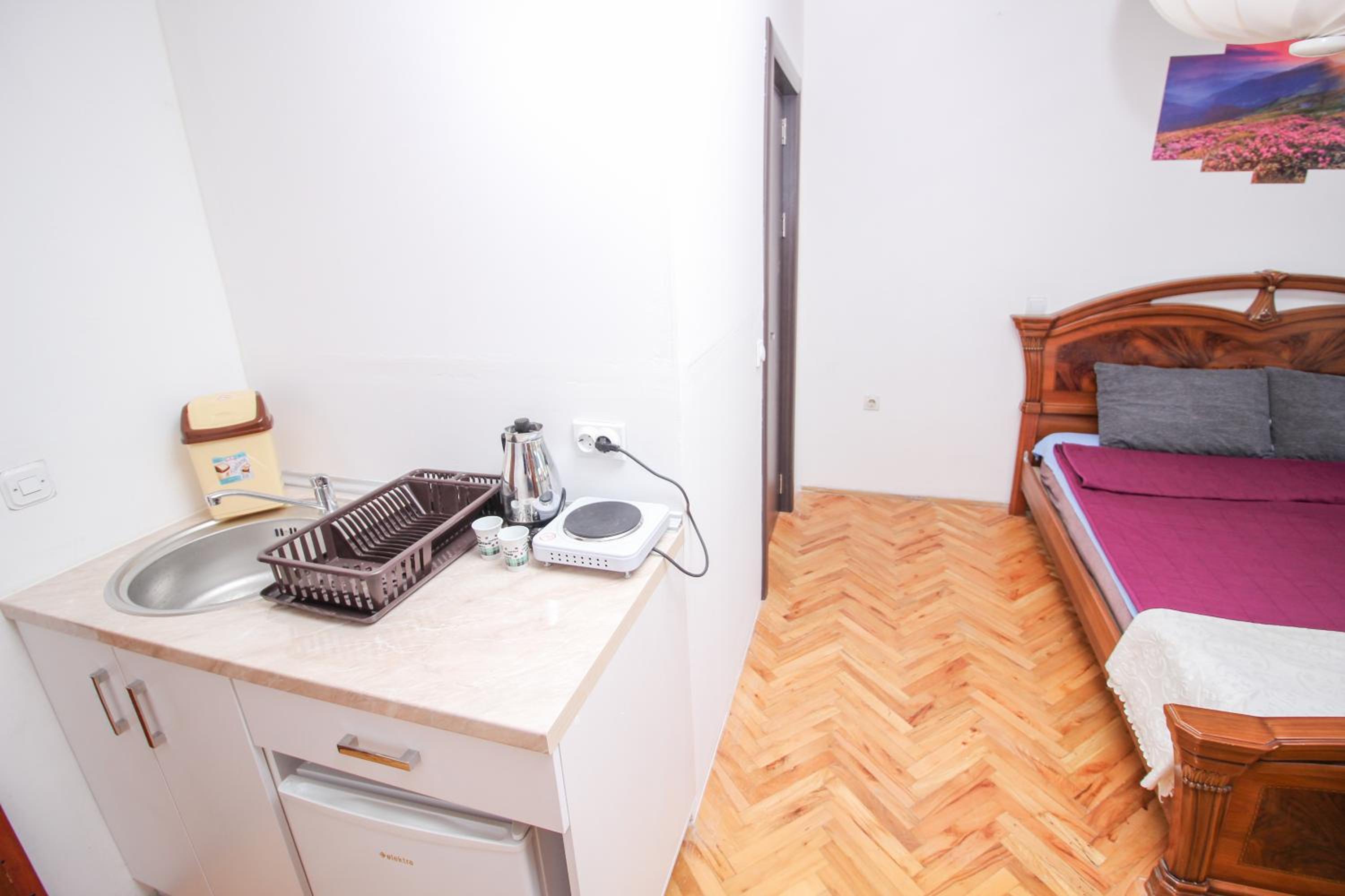 Teo Apartments