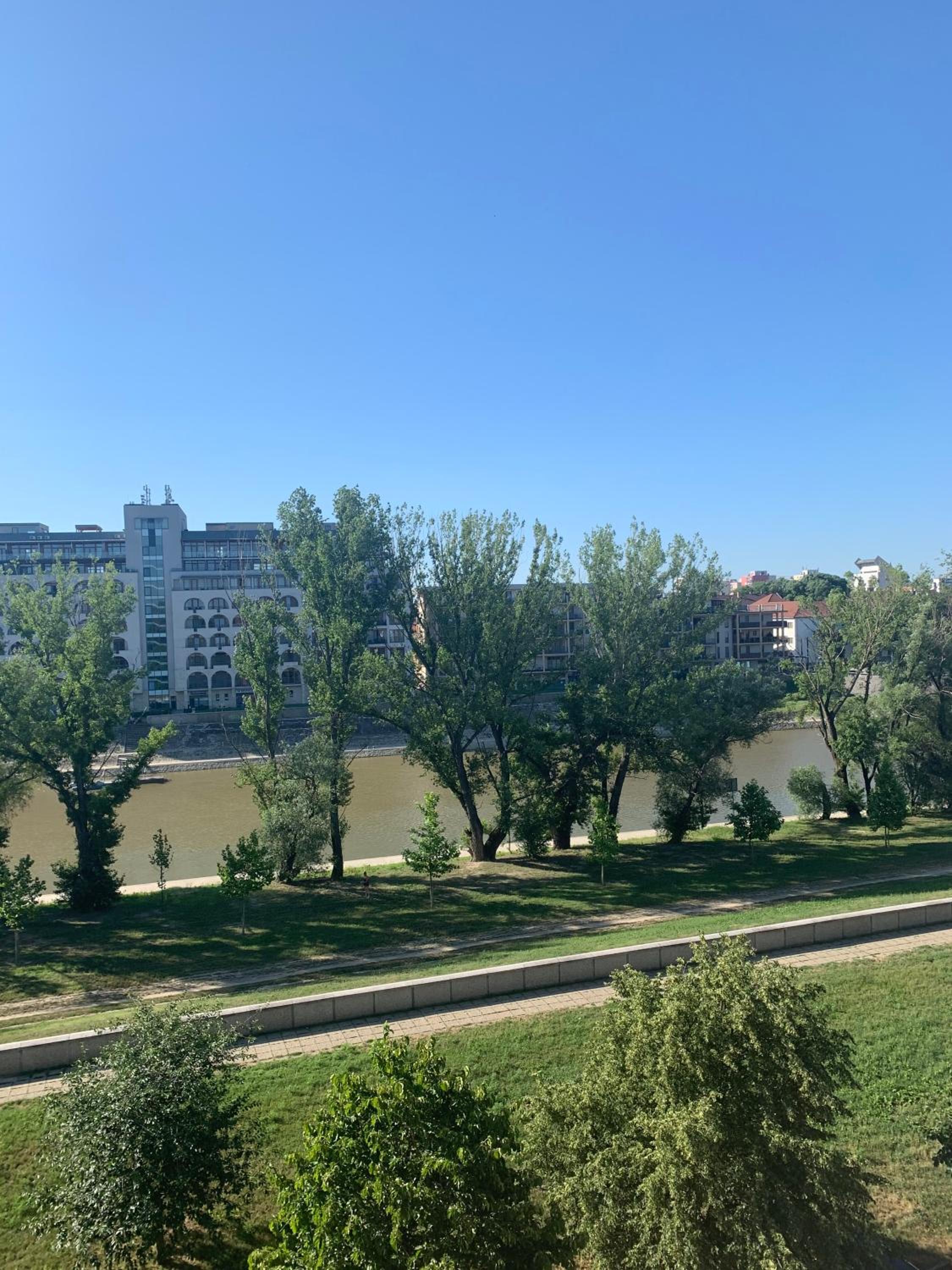 Gem in Győr - free parking