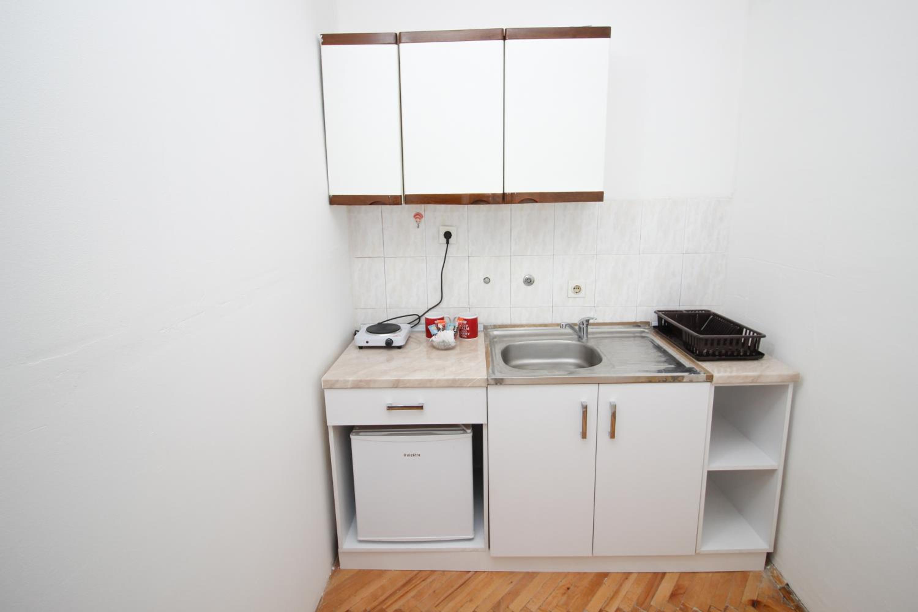 Teo Apartments